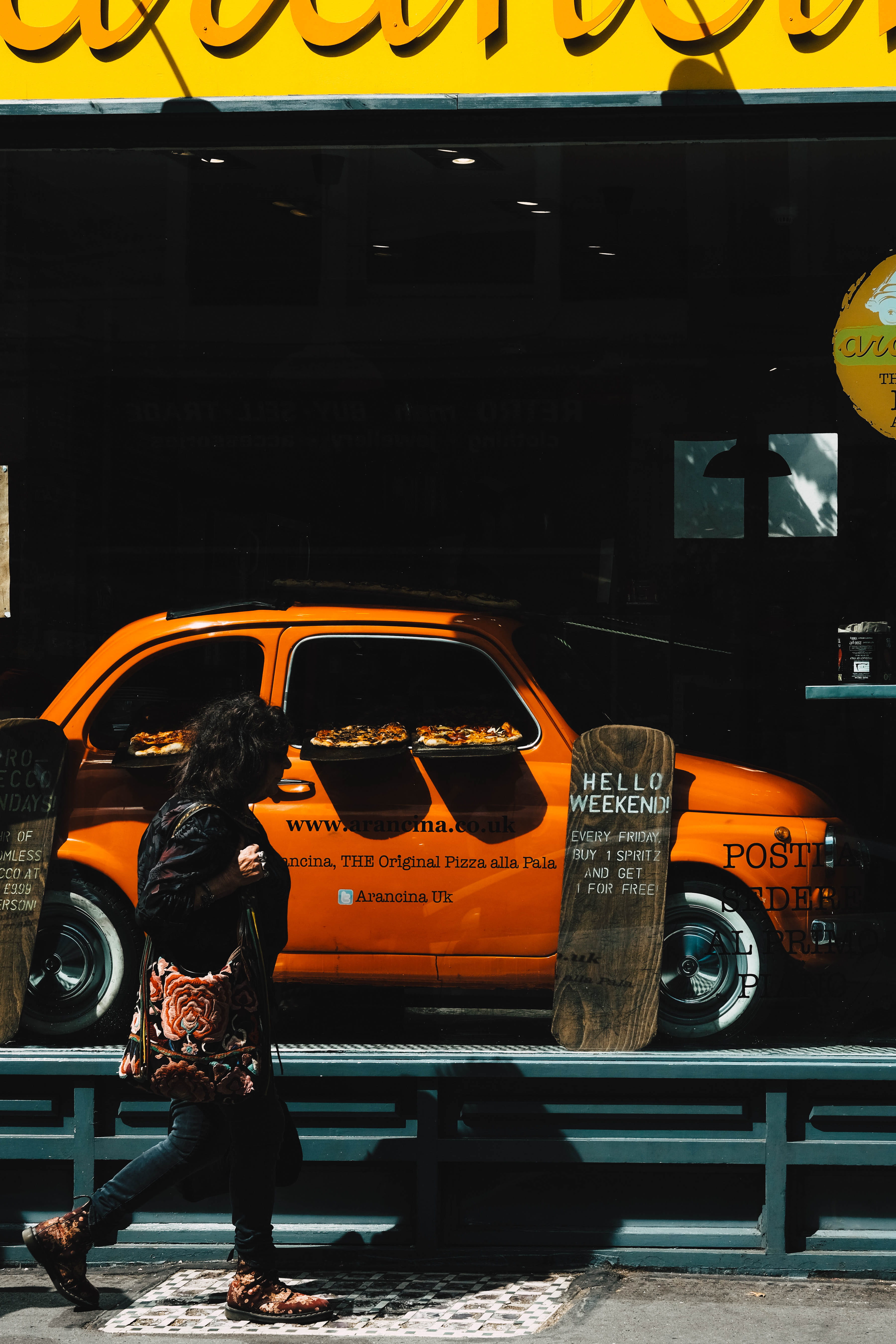 women, restaurant, architecture, window, adult, life, woman, public transportation, casual clothing, wearing, motor vehicle, orange, land vehicle, jacker, Phone HD Wallpaper
