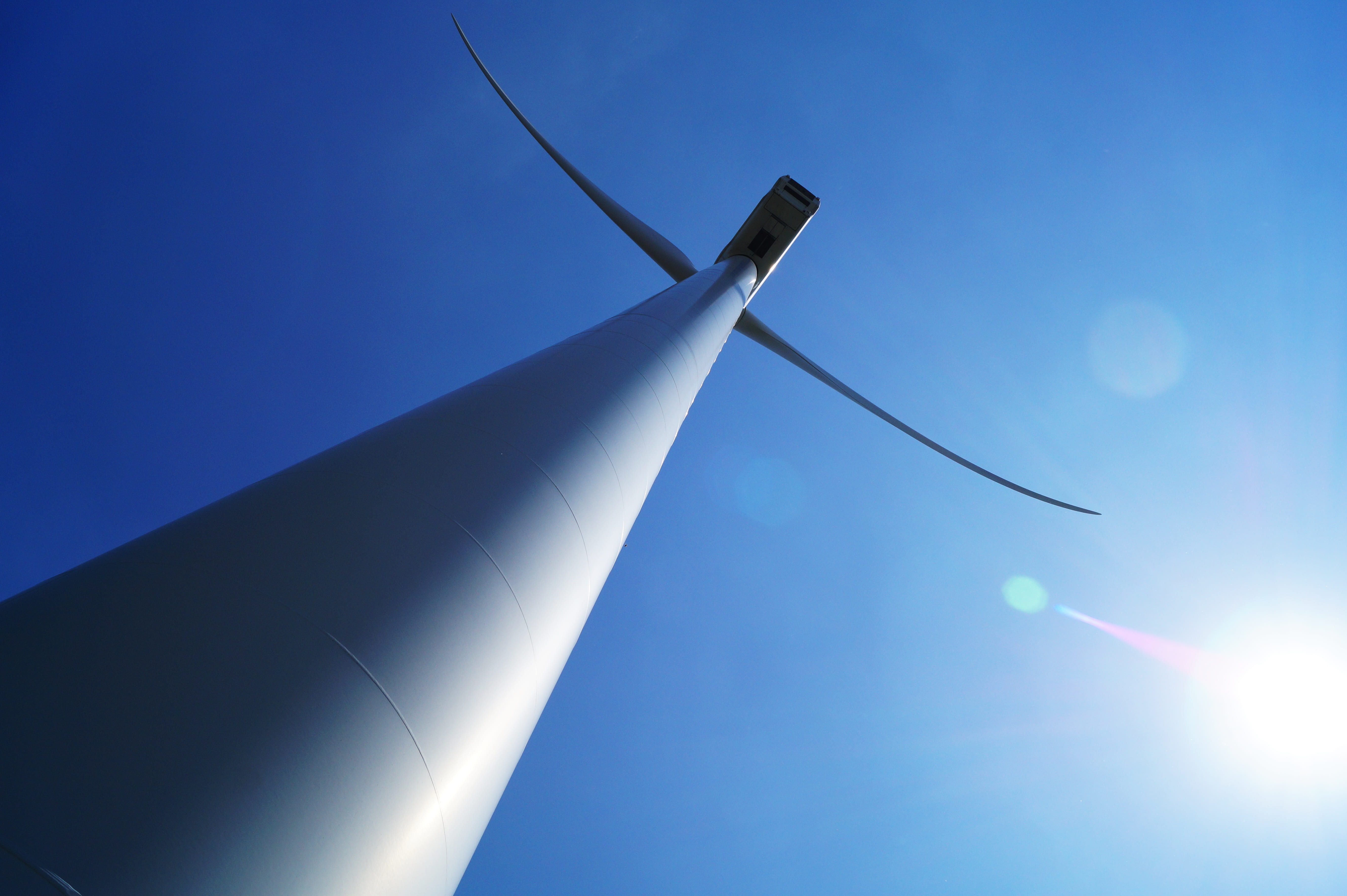 outdoors, nature, tower, aircraft wing, turbine, wind turbine, renewable energy, sunny, windmill, low, angle, sky, no people, fuel and power generation, HD Wallpaper