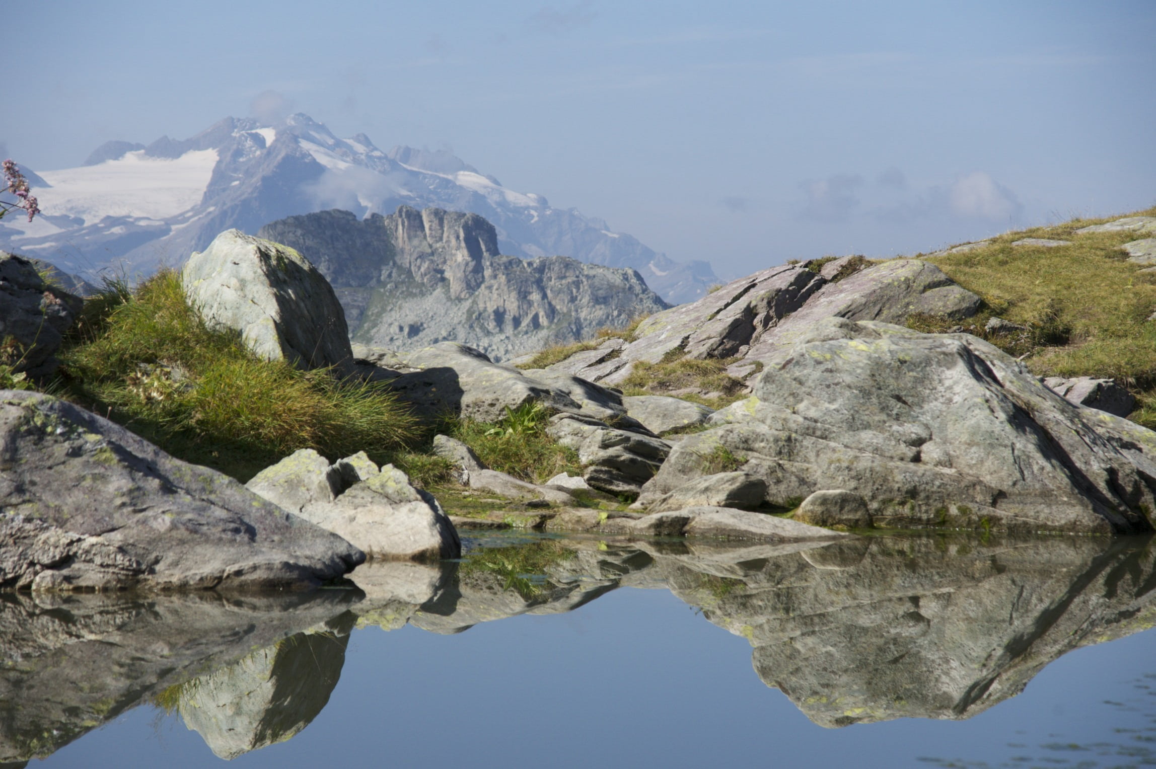 no people, beauty in nature, nature, formation, lake, rock, scenics - nature, 1080P, solid, bergsee, idyllic, outdoors, reflection, sky, environment, mountain, HD Wallpaper