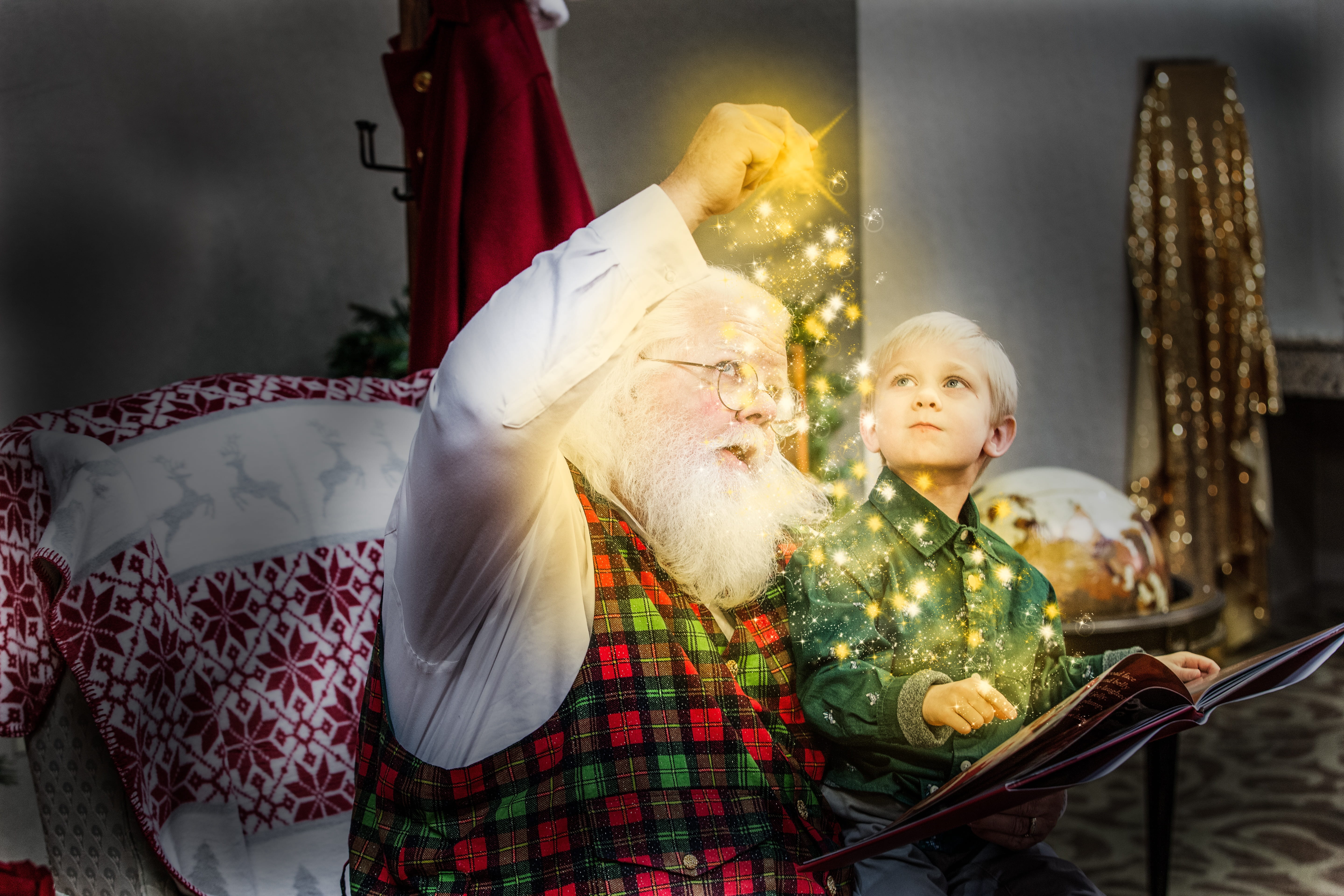 indoors, santa hat, celebration, santa claus, holiday, christmas decoration, human representation, real people, holding, clothing, christmas, emotion, 5K, HD Wallpaper