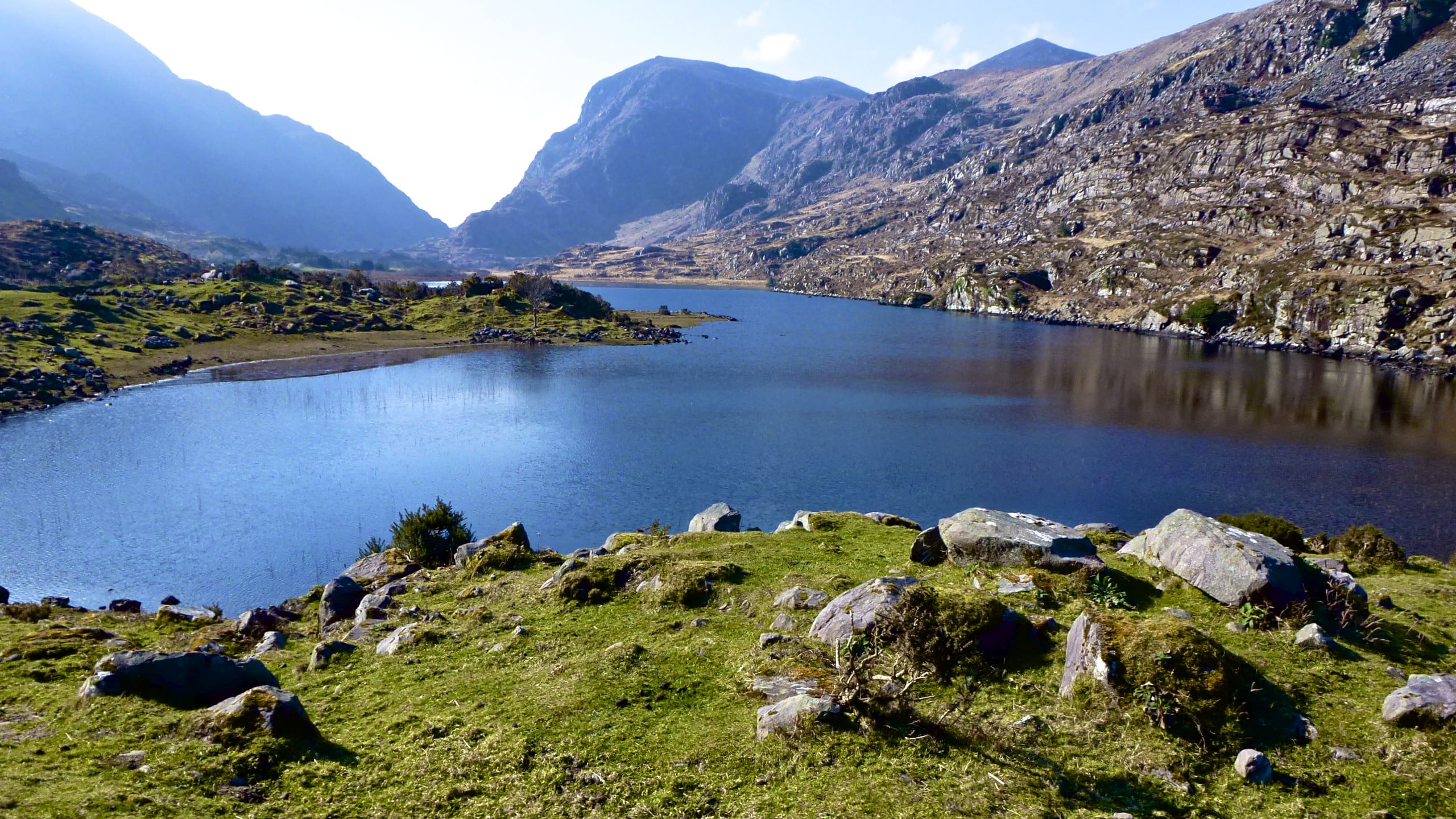 body of water, water, mountains, Kerry  County, body, clear  day, lake, view, scenics, grass, outdoors, Ireland, Kerry  brown, mountain, nature, Gap of Dunloe, HD Wallpaper
