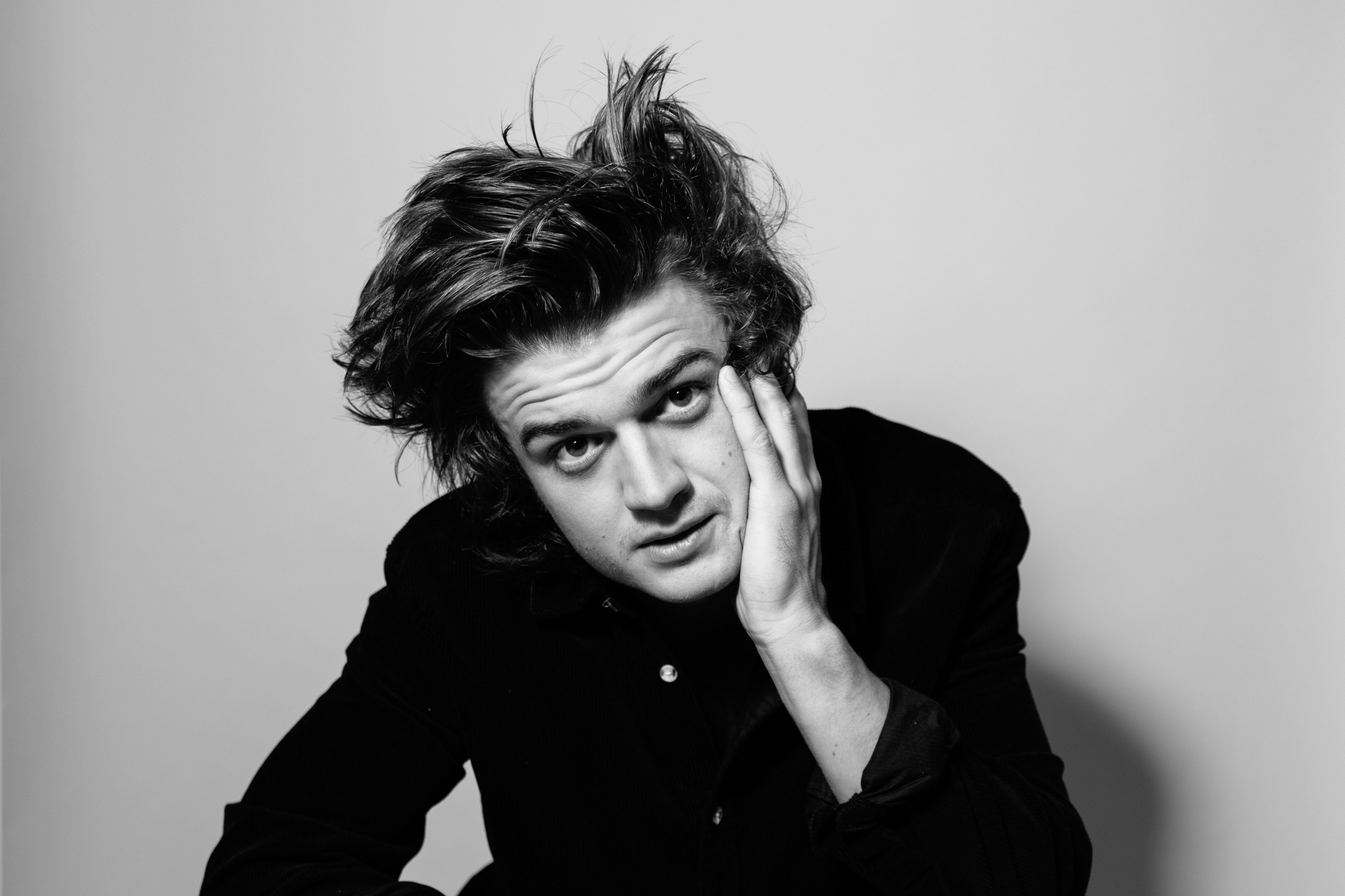 casual clothing, monochrome, white background, stranger things, young adult, tv shows, black color, depression - sadness, young men, joe kerry, serious, HD Wallpaper