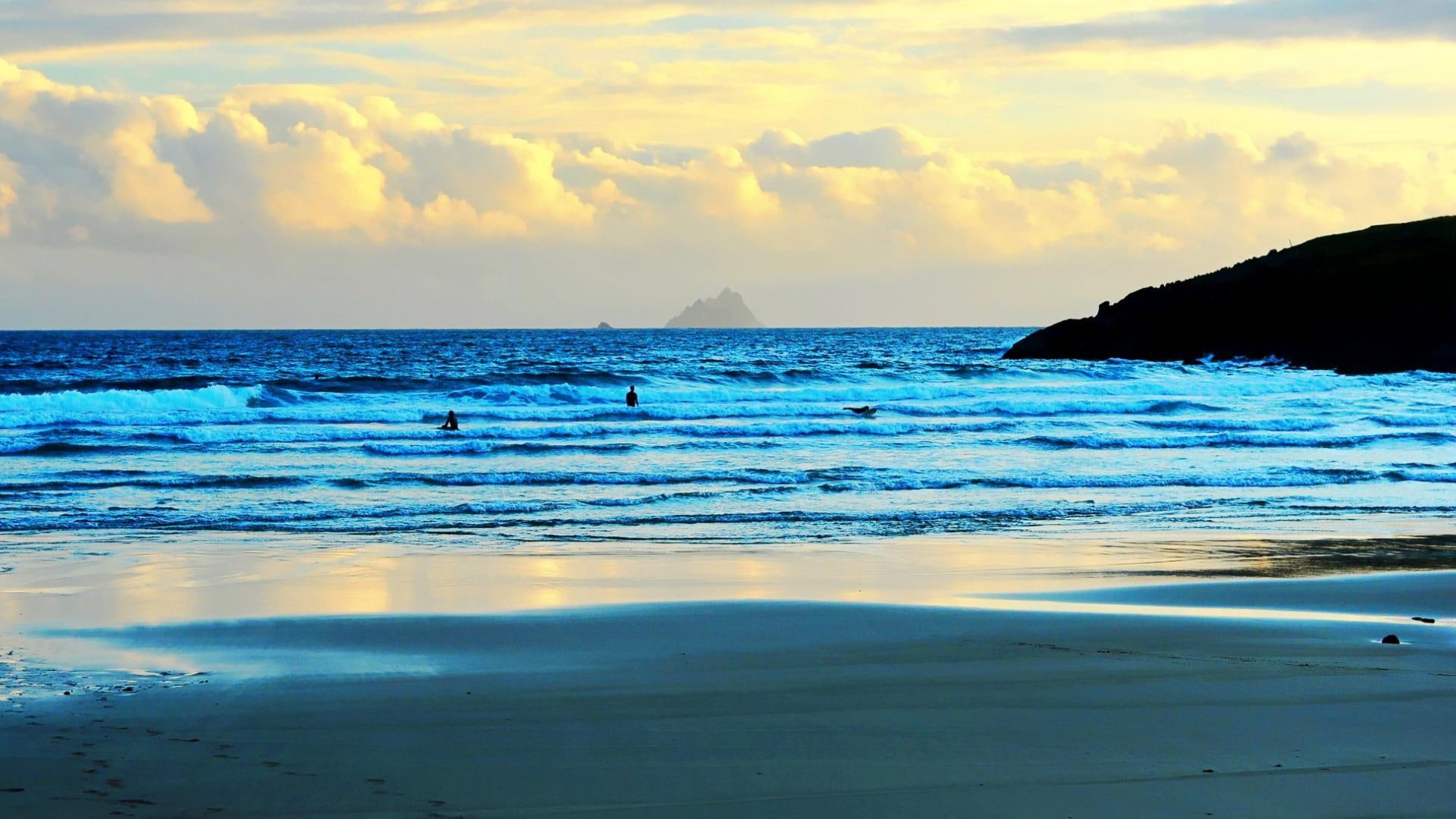 beach, clouds, 1080P, bathers, kerry, irel, ring, nature and landscapes, waves, HD Wallpaper