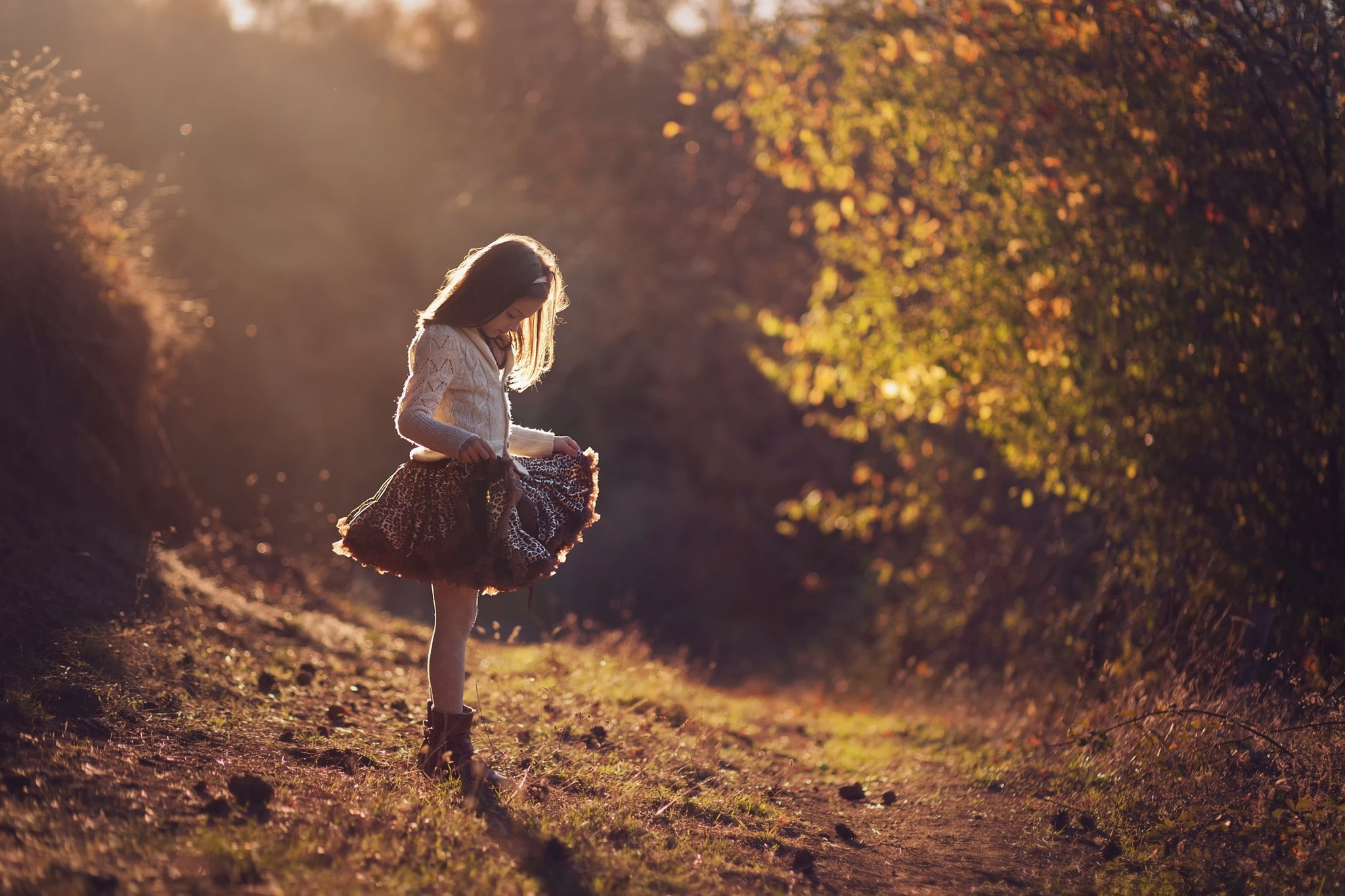 plant, outdoors, standing, adult, one person, hairstyle, sun rays, real people, little girl, selective focus, tree, land, full length, depth of field, field, HD Wallpaper