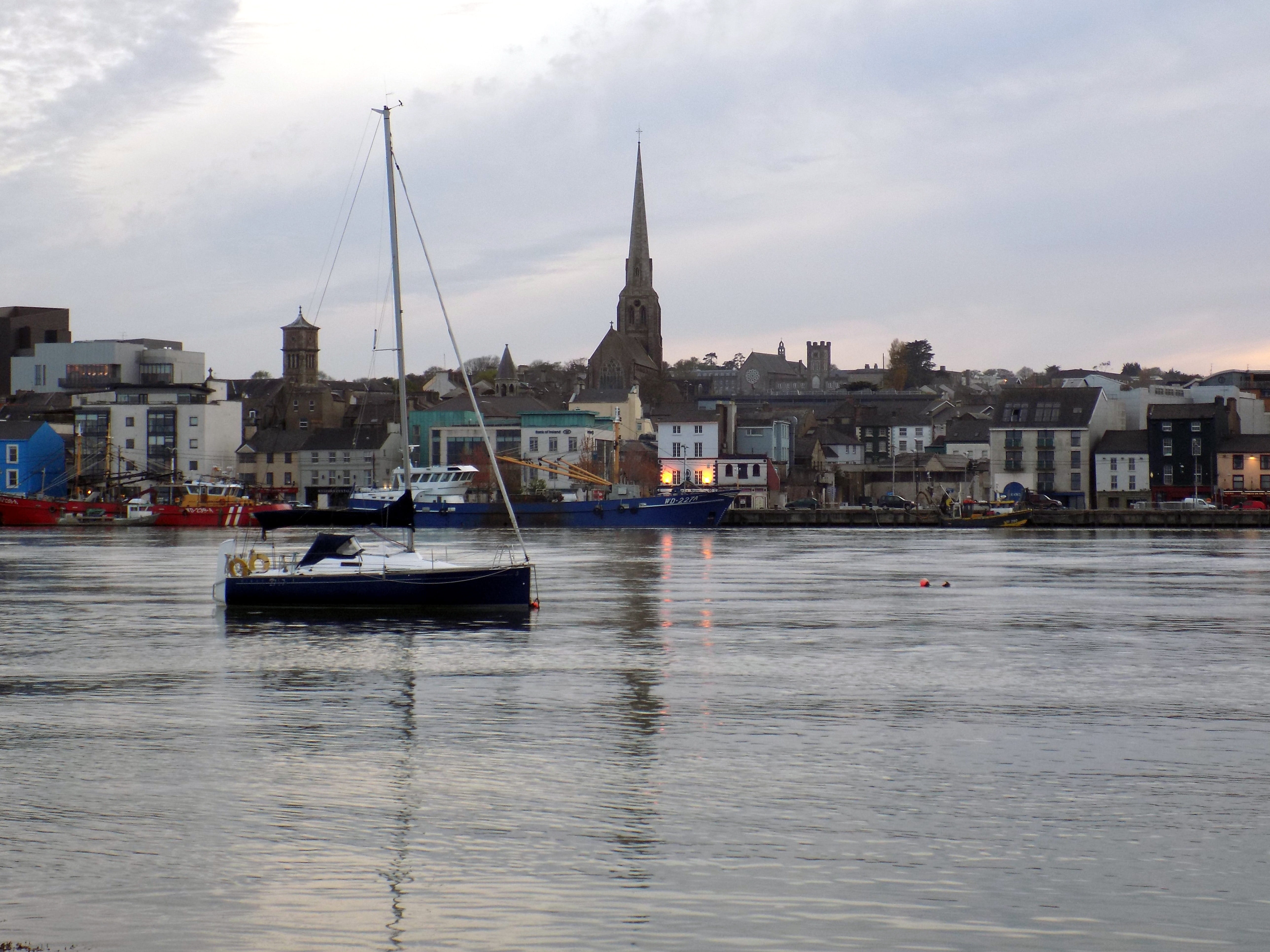 architecture, outdoors, building exterior, cityscape, town, ireland, nautical vessel, building, sea, transportation, wexford, 5K, river, day, mode of transportation, HD Wallpaper