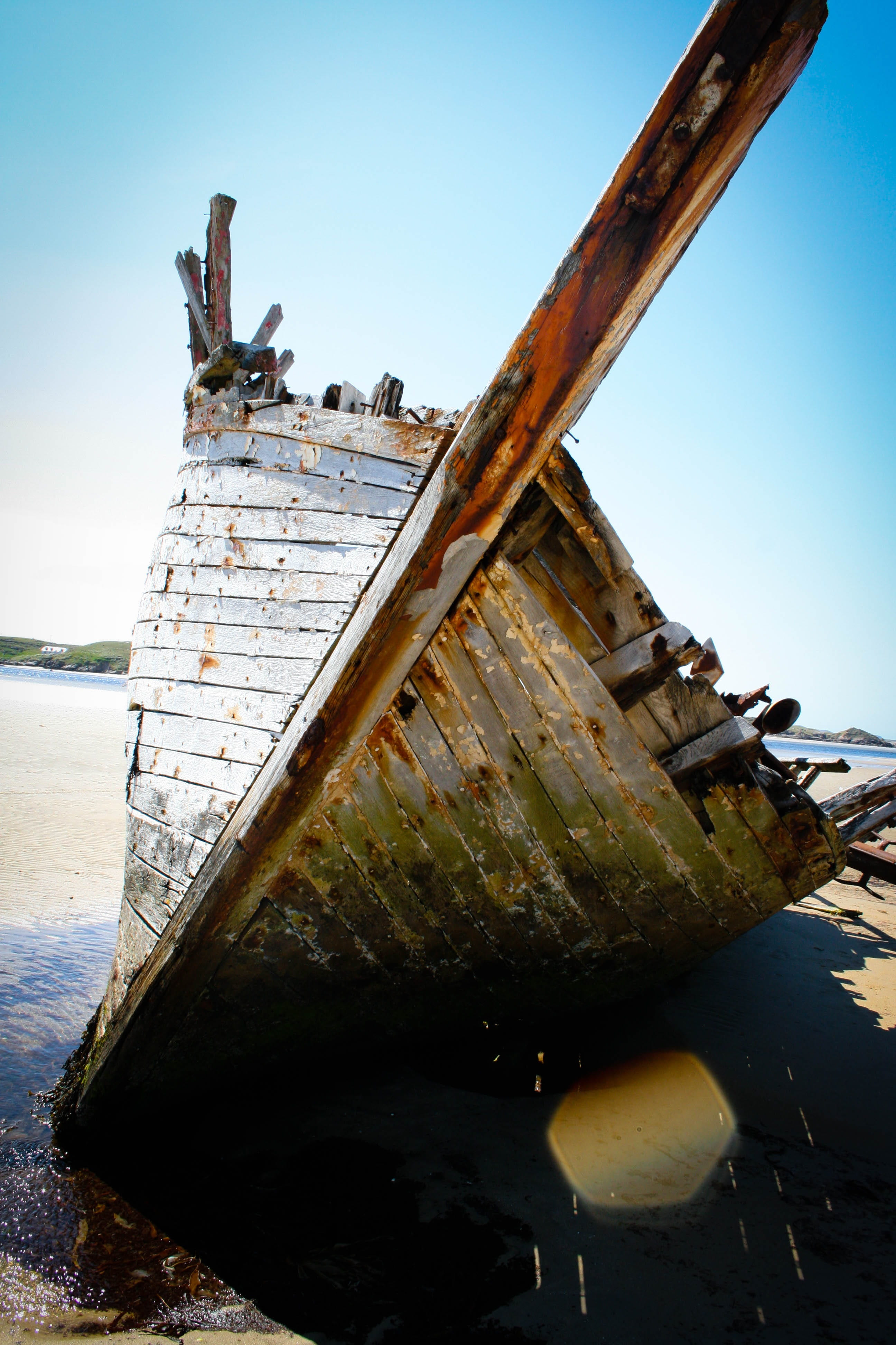 abandoned, wood - material, decline, water, sky, shipwreck, ship, beach, obsolete, donegal, ruined, ireland, rusty, boat, nature, no people, 4K, outdoors, Phone HD Wallpaper