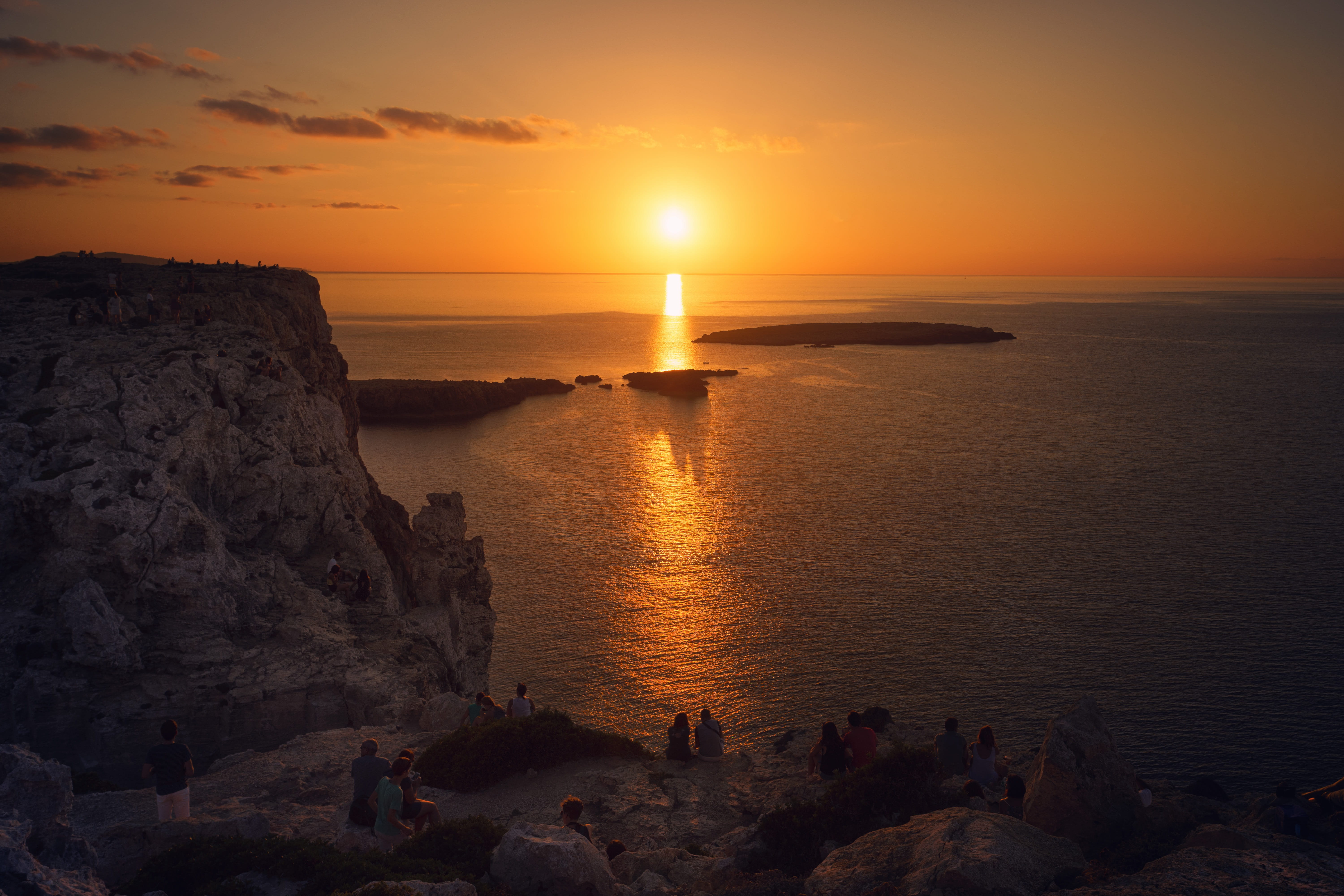 5K, scenics - nature, idyllic, rock, horizon over water, beach, beauty in nature, horizon, tranquility, sun, water, land, tranquil scene, sea, orange, HD Wallpaper