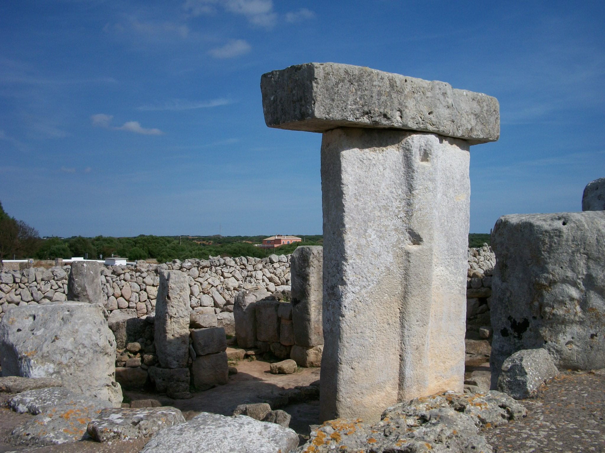 talayot, outdoors, archaeology, Balearic Islands, cloud - sky, tombstone, travel Locations, 1080P, belief, stone - object, taula, architecture, history, HD Wallpaper