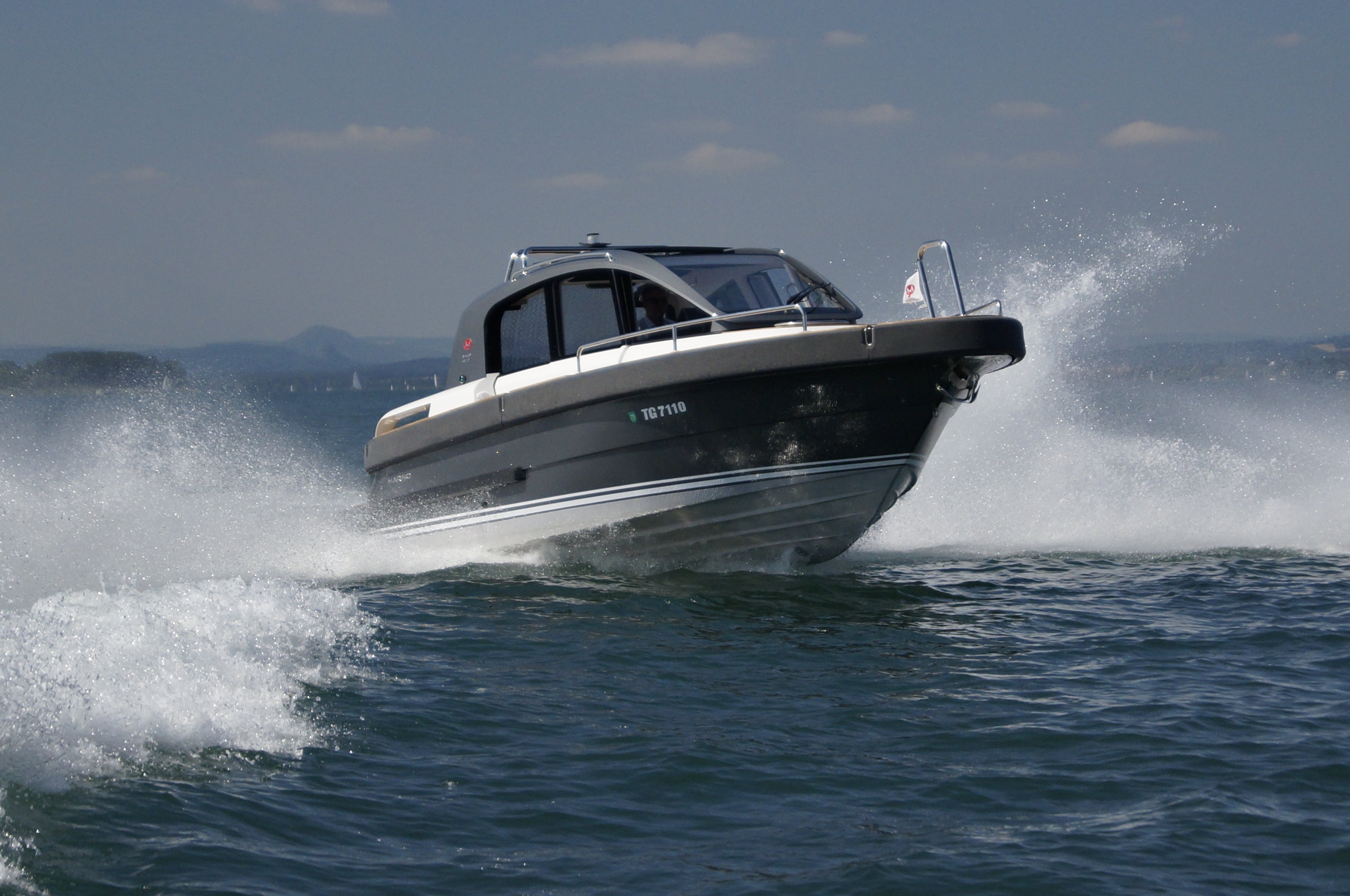 nature, speed, water, day, luxury, 2K, outdoors, no people, power in nature, sea, transportation, motorboat, sky, yacht, sailing, nautical vessel, mode of transportation, HD Wallpaper