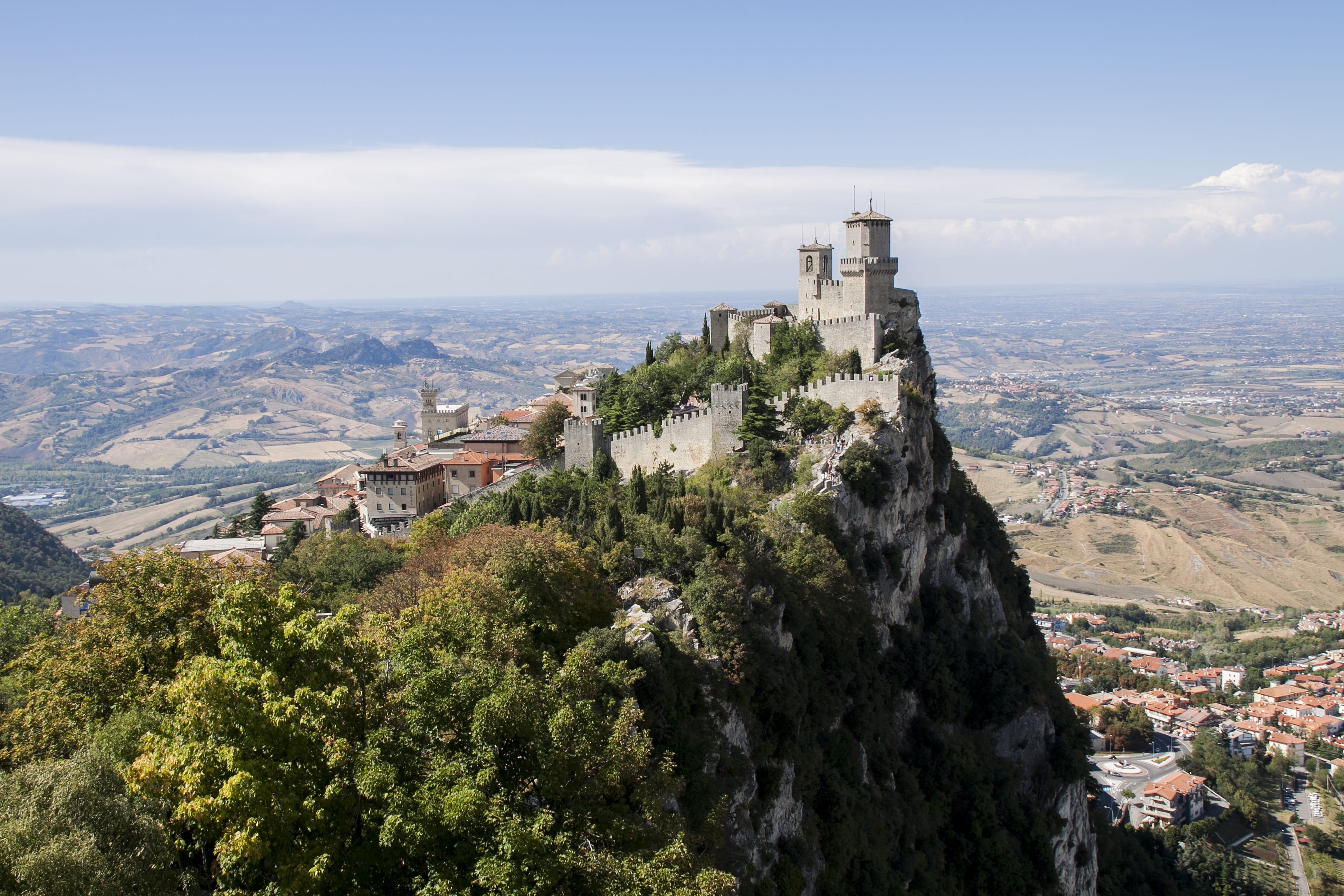 city, castle, vista, no people, nature, tree, holiday, high angle view, sky, history, mountain, plant, architecture, travel destinations, mountains, outdoors, HD Wallpaper