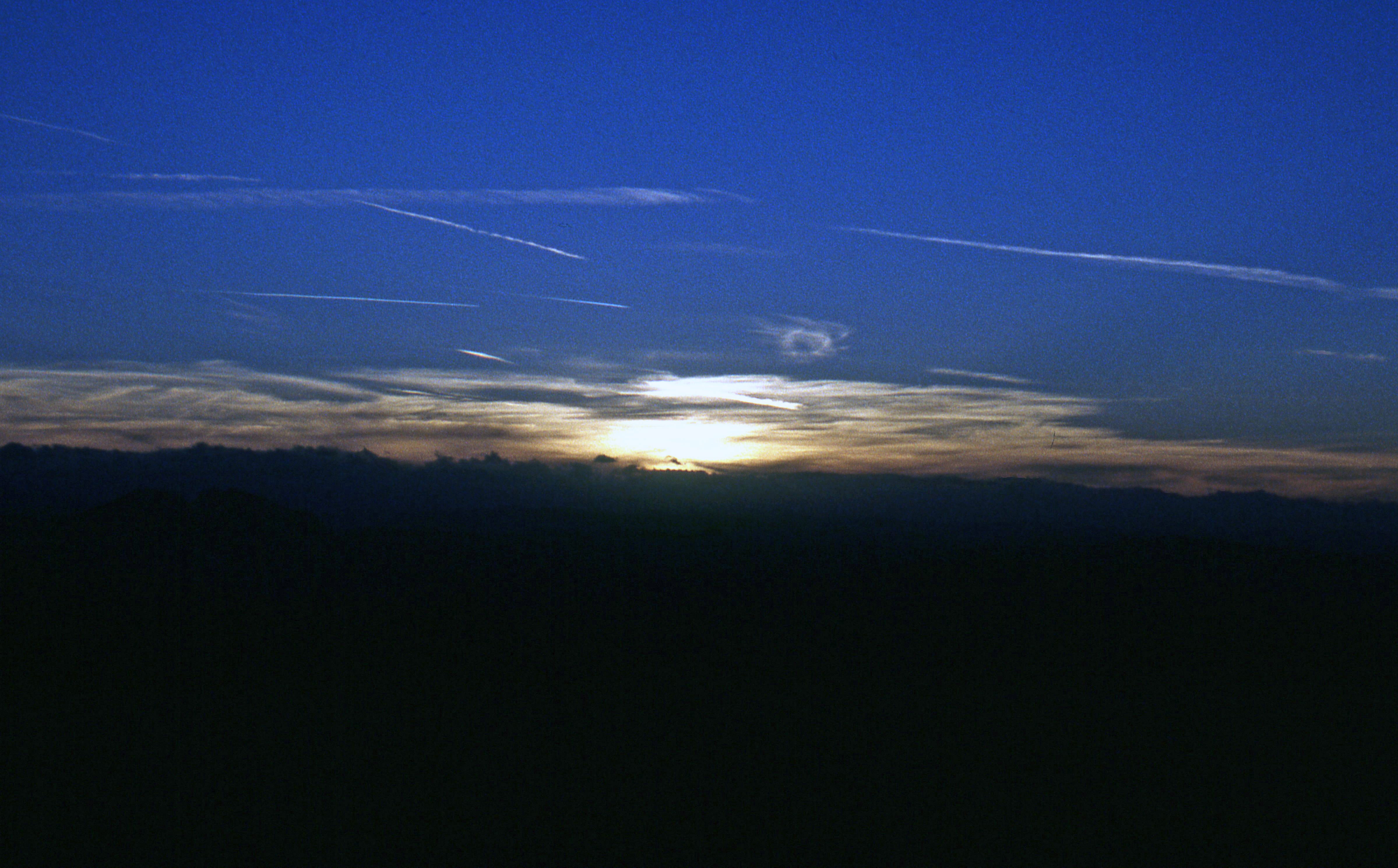 nature, cloud - sky, space, air vehicle, 4K, silhouette, sunset, beauty in nature, low angle view, no people, scenics - nature, blue, outdoors, san marino, HD Wallpaper