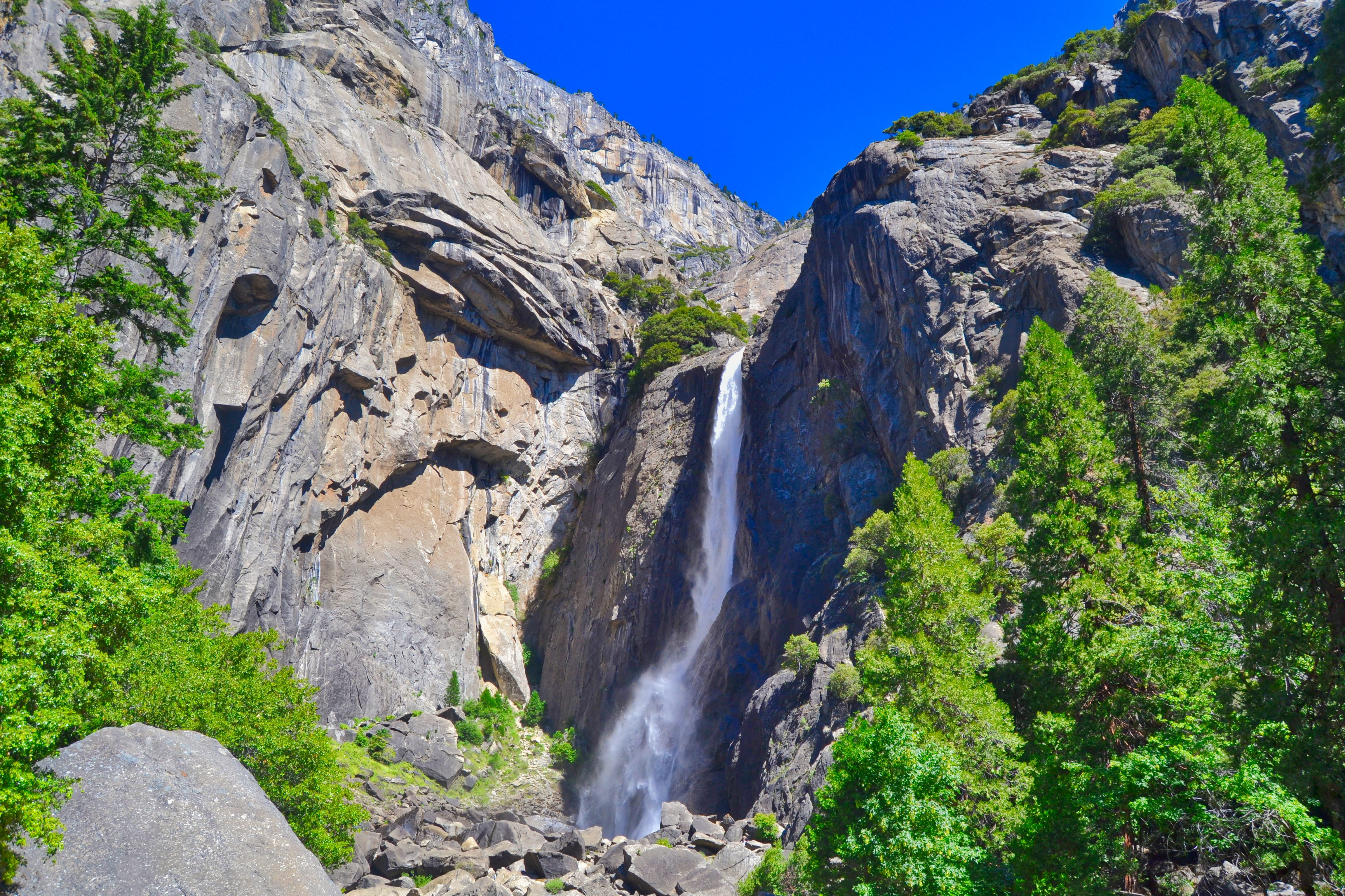mountain range, non-urban scene, landscape, flowing water, cascade, rock - object, scenic, water, 4K, rock, yosemite falls, tranquil scene, scenics - nature, HD Wallpaper