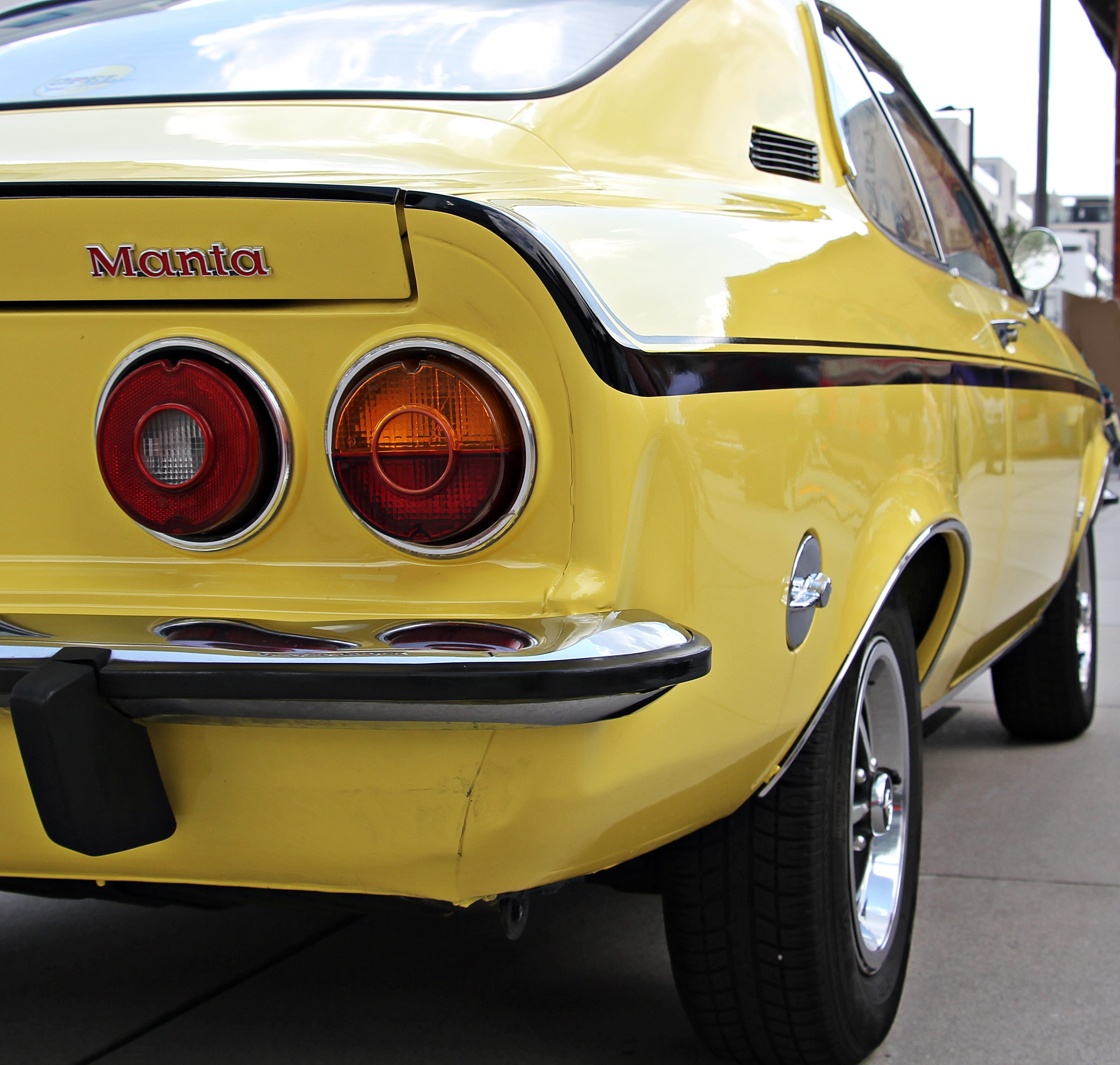 public transportation, taxi, yellow, vintage, travel, stationary, metallic, black, sports car, manta, wheels, transportation, tyres, close-up, tail lights, HD Wallpaper