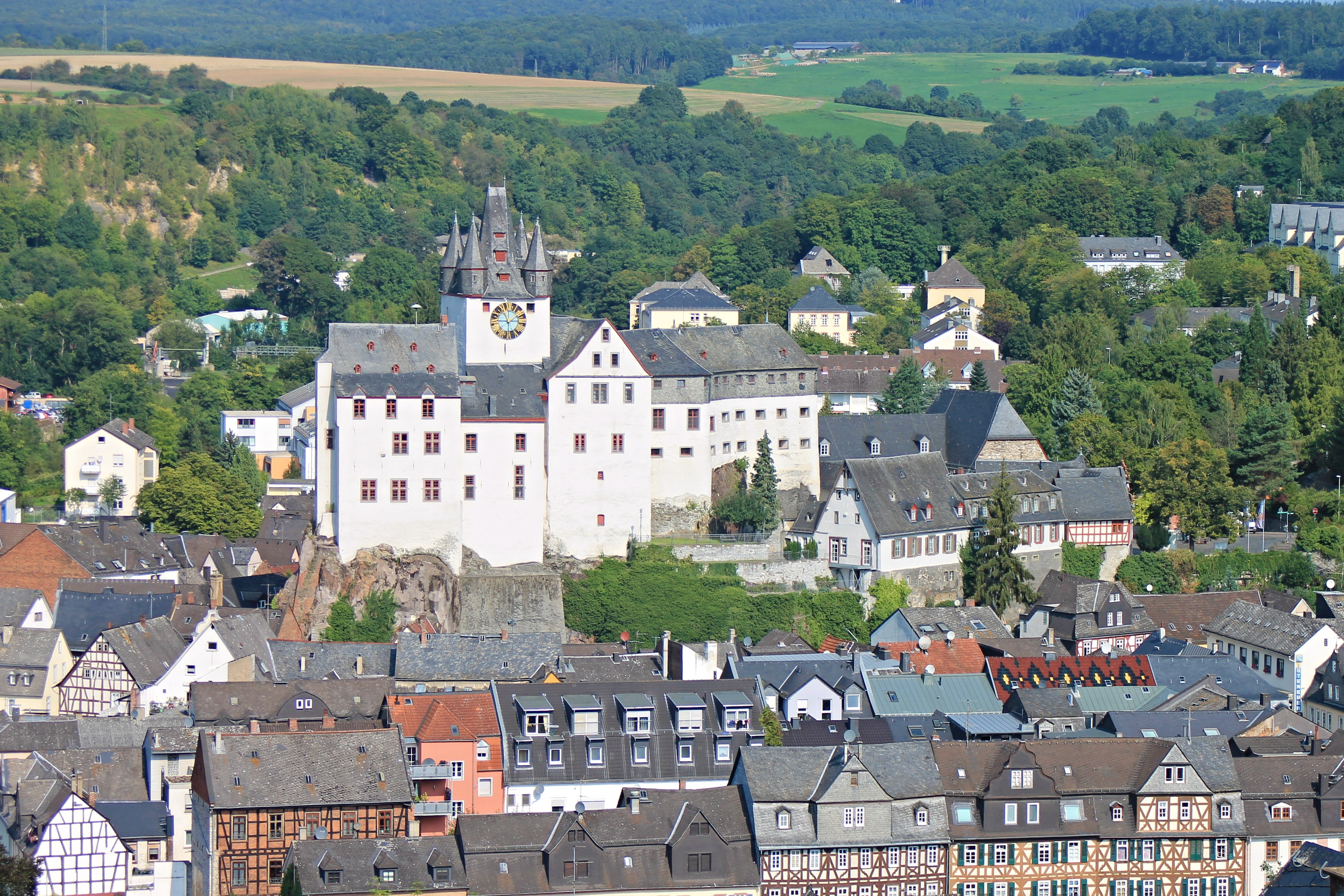 architecture, historic building, castle, lahn, outdoors, fachwerkhäuser, sachsen, stadtmitte, 4K, cityscape, residential district, roofs, old town, place of worship, HD Wallpaper