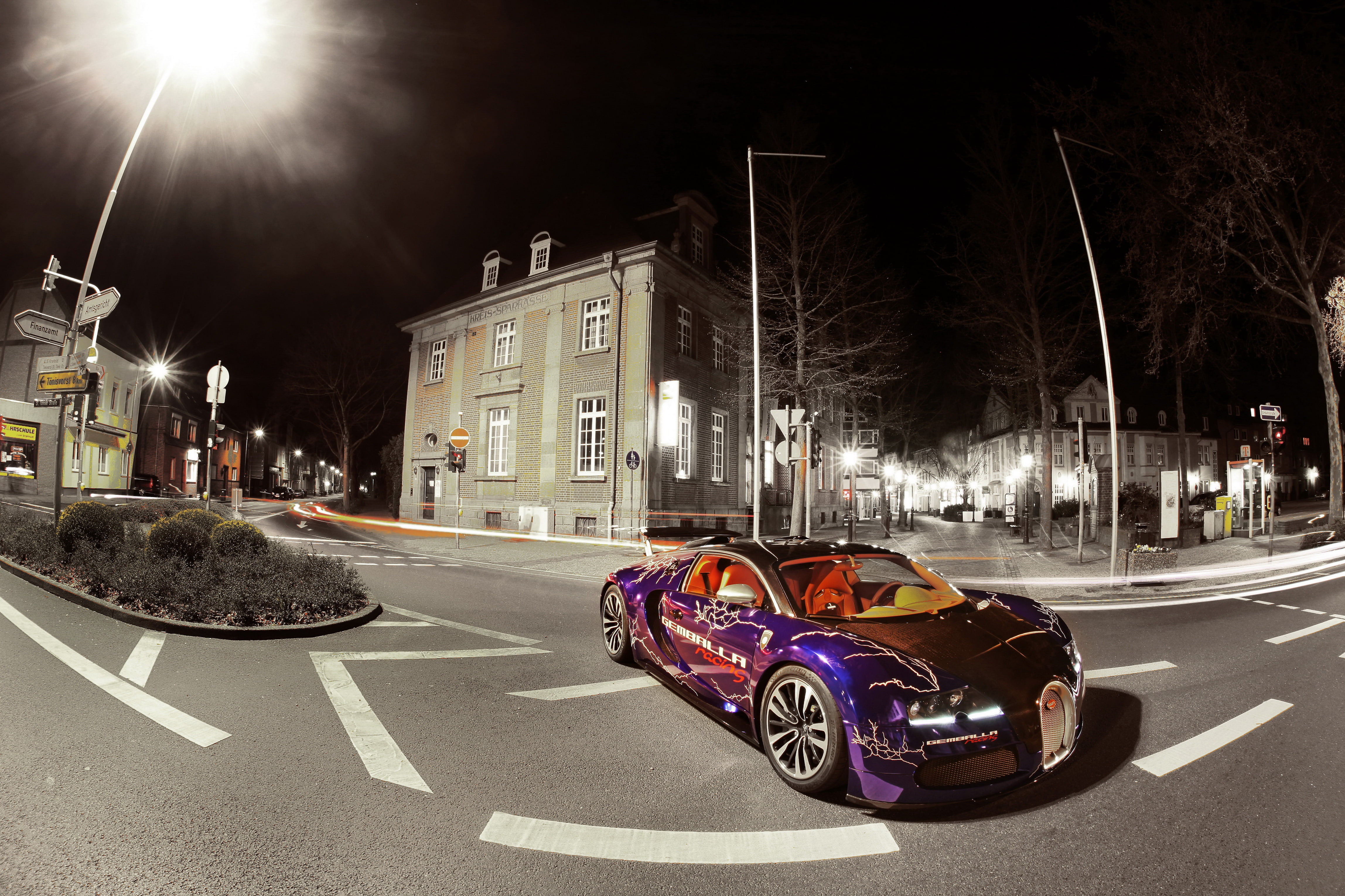 bugatti, 4K, 2012, cars, roads, sang, veyron, cities, noir, asphalt, luxury, HD Wallpaper