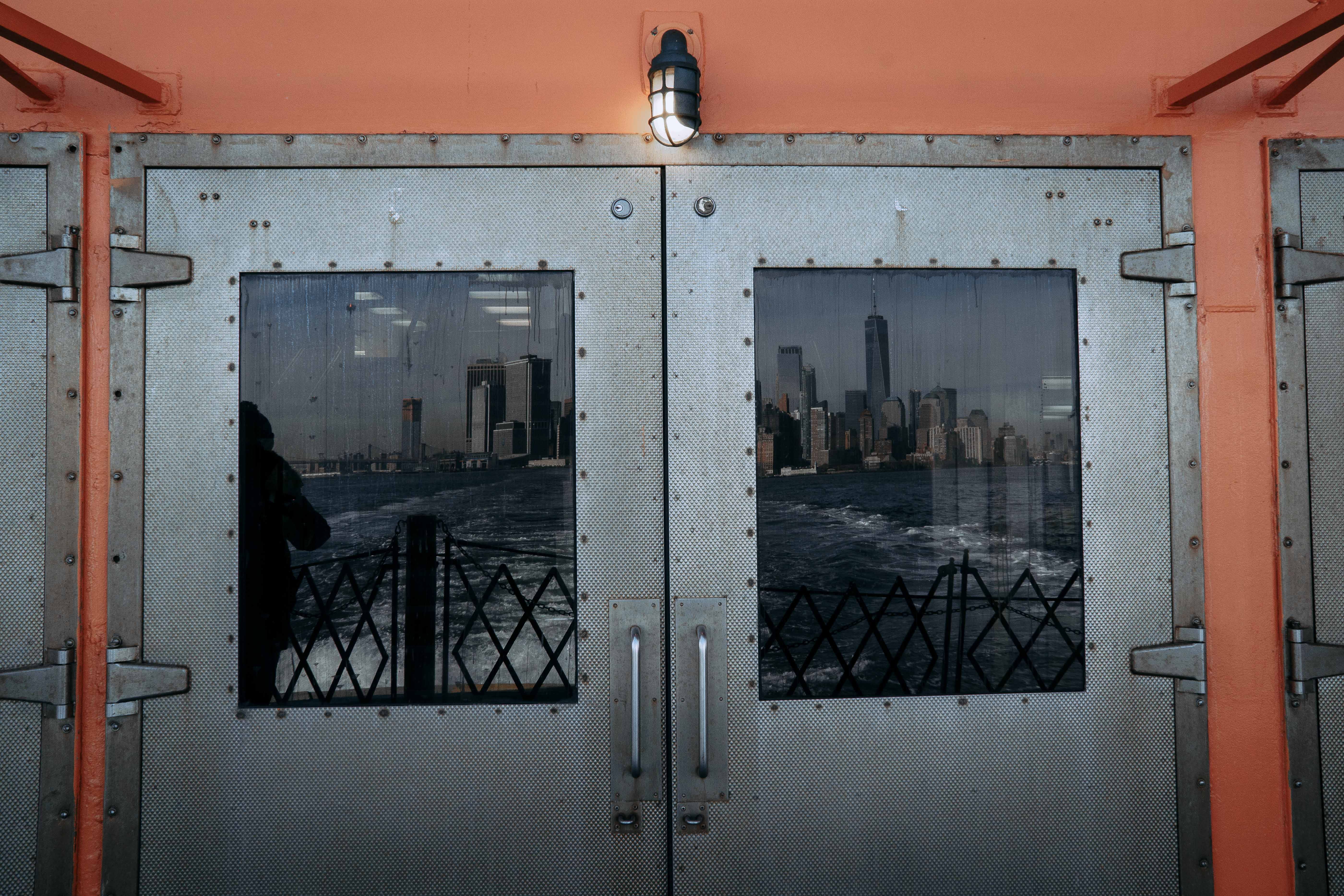 outdoors, protection, transparent, new york, orange, punishment, square, metal, united states, reflections, day, 5K, glass - material, manhattan, spaces, HD Wallpaper