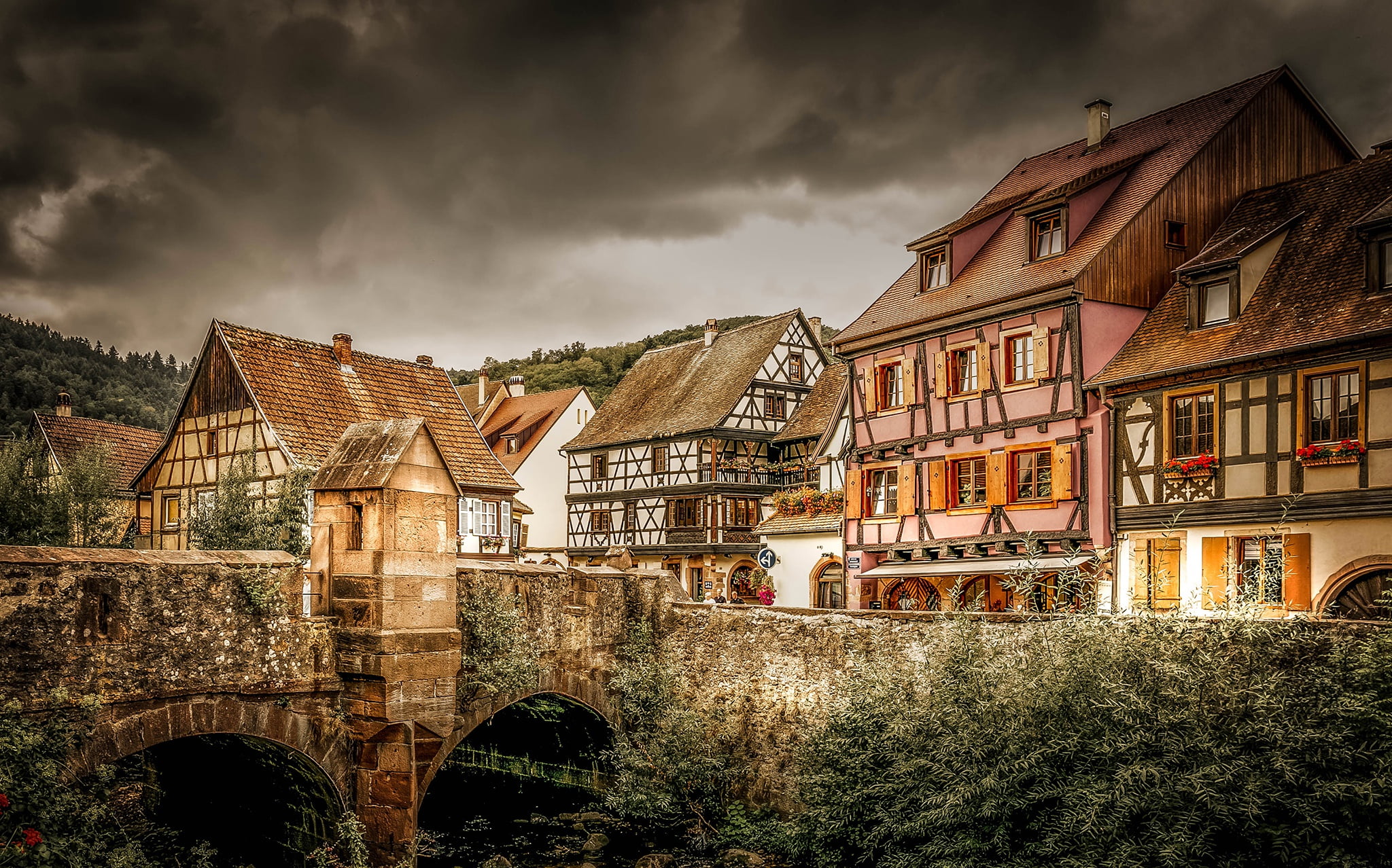 Kaysersberg, HDR, bridge, channel, clouds, home, the sky, 1080P, France, trees, landscape, HD Wallpaper