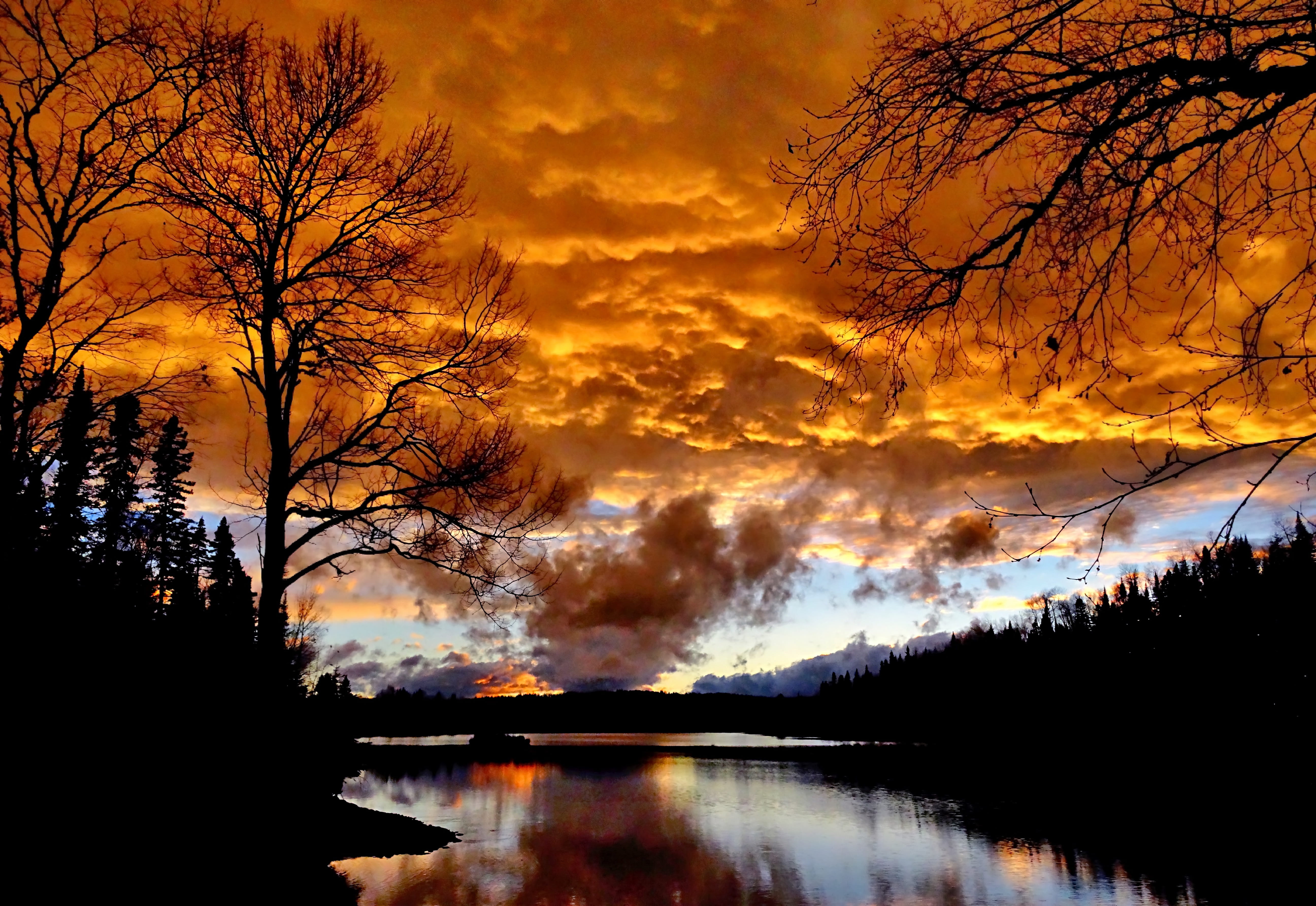 non-urban scene, no People, reflection, sunlight, sky, dusk, evening, pollution, québec, colors, 5K, autumn, cloud - sky, silhouette, Landscape, scenics, HD Wallpaper