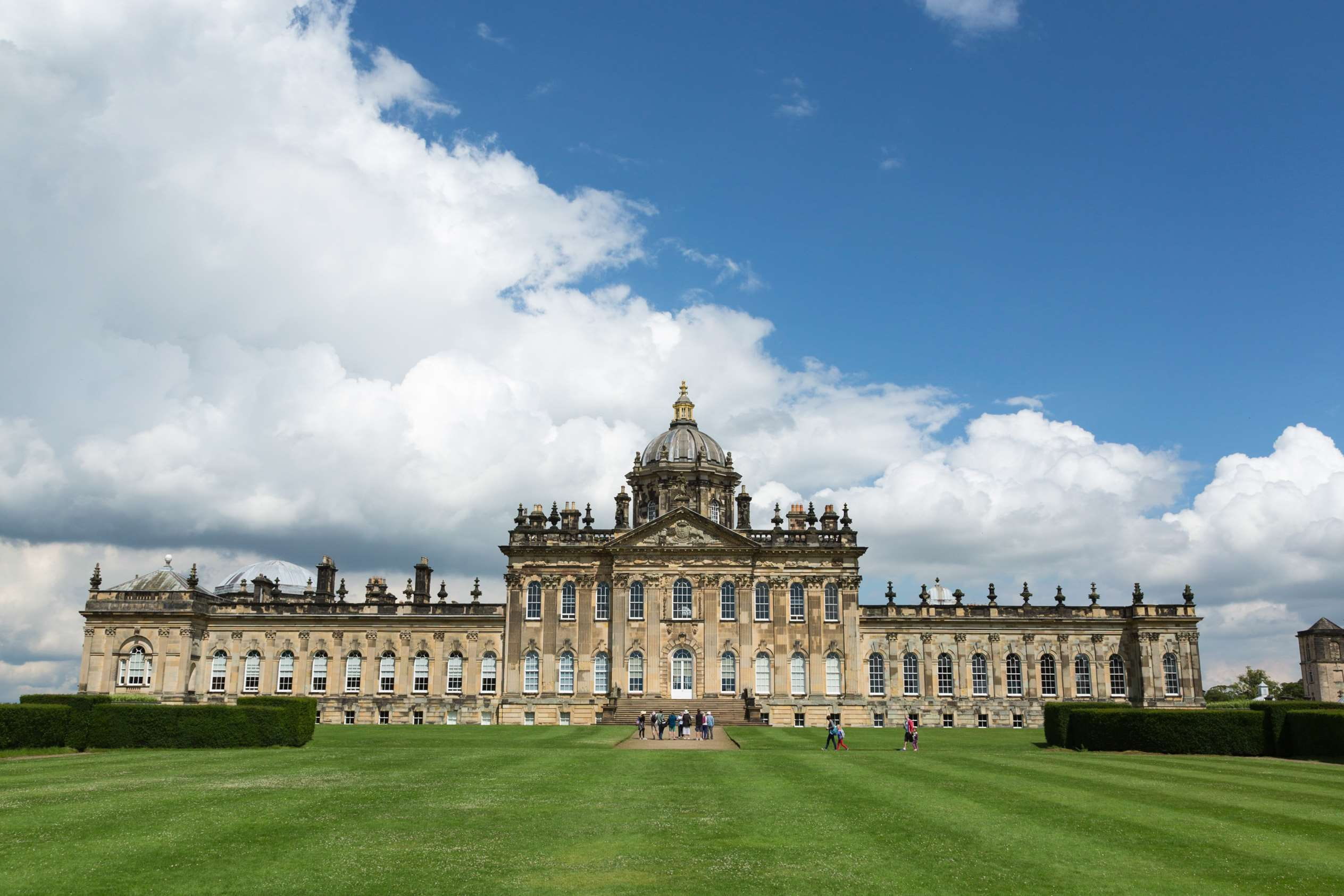 nature, sky, government, castle, yorkshire, old castle, england, travel, architecture, cloud - sky, lawn, outdoors, tourism, city, grass, the past, facade, HD Wallpaper