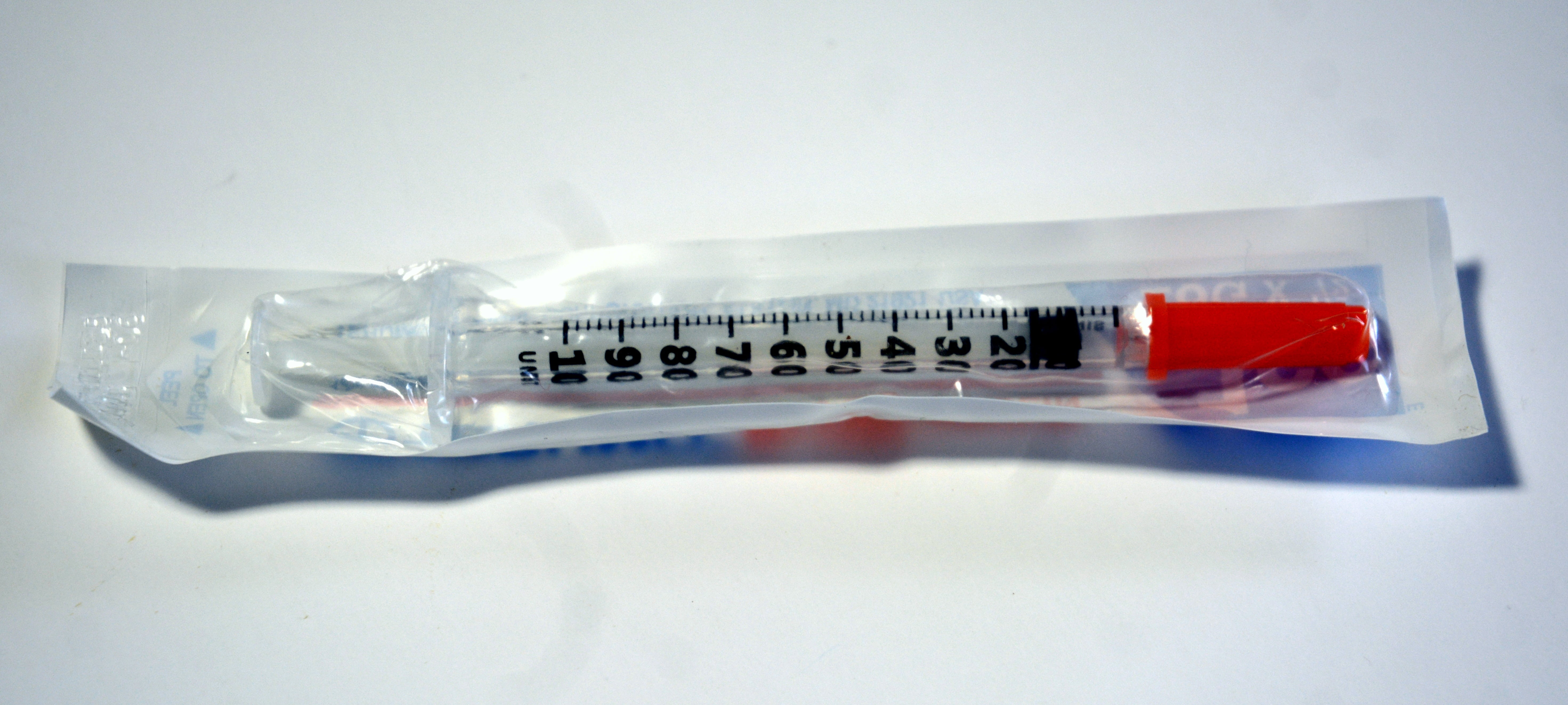 single object, care, insulin, sugar, social issues, level, close-up, container, testing, transparent, injecting, sharp, test, studio shot, medicine, indoors, HD Wallpaper