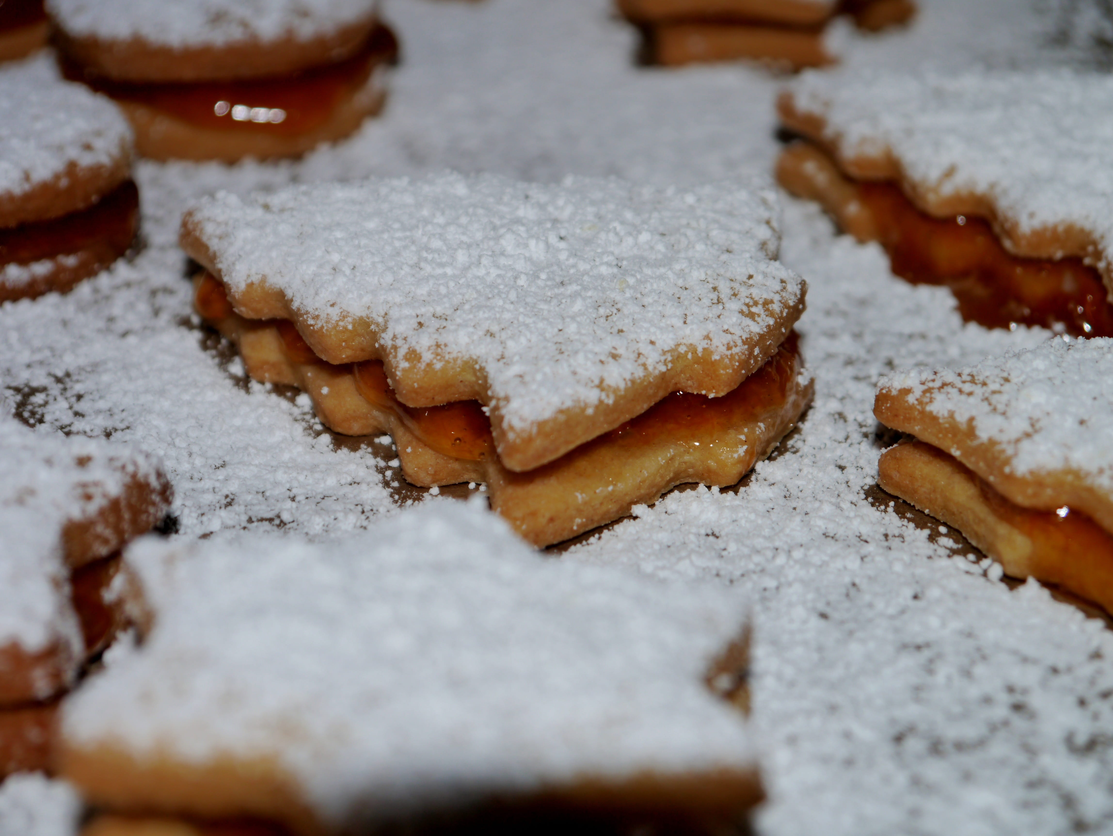 temptation, cut out, selective focus, indoors, icing sugar, Christmas, no people, Cookie, Bake, still life, holiday, snow, 4K, sweet, christmas baking, HD Wallpaper