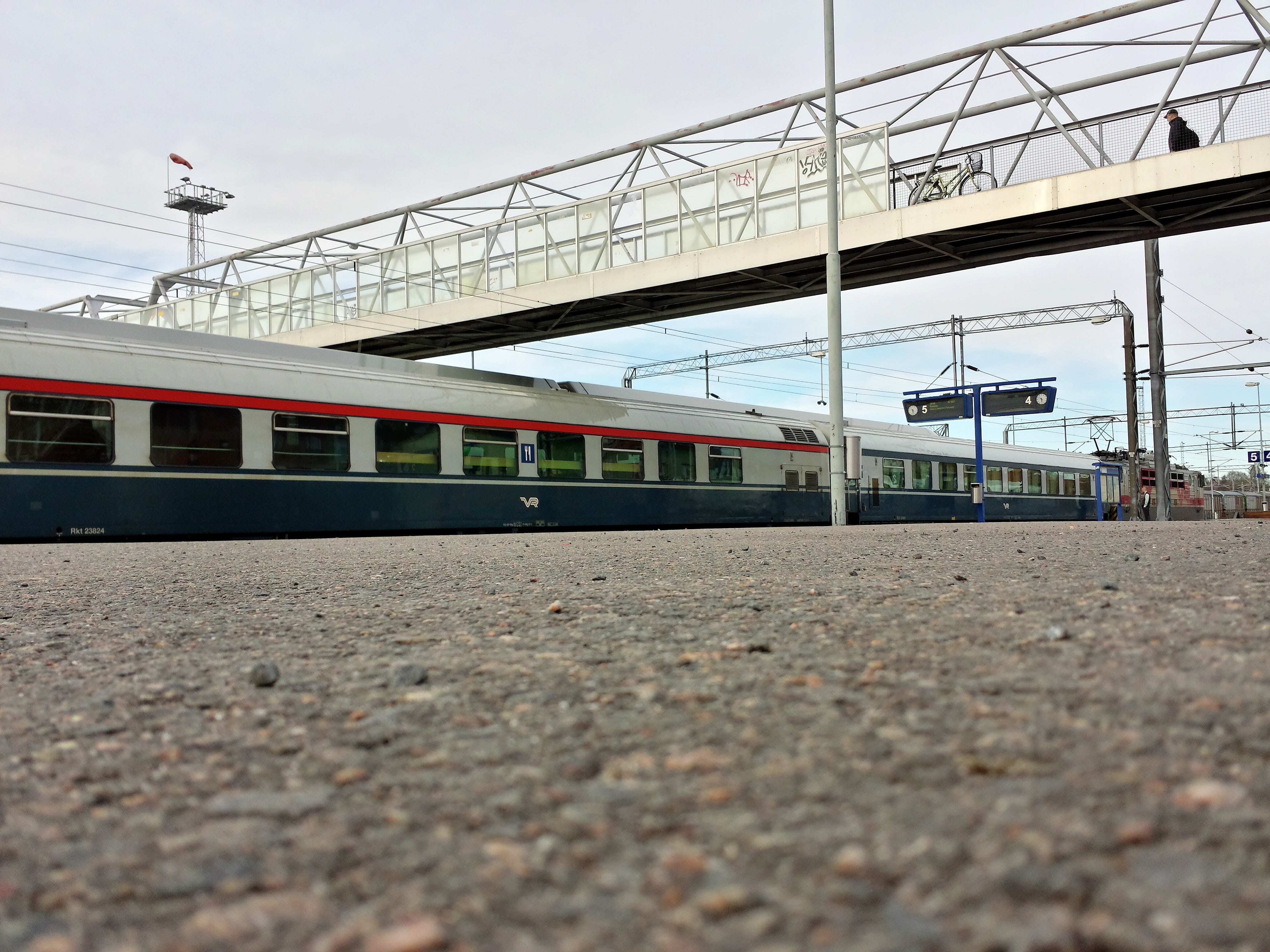 connection, traffic, railway, railroad track, finland, transportation, track, built structure, train, walking bridge, pedestrian bridge, rail transportation, HD Wallpaper