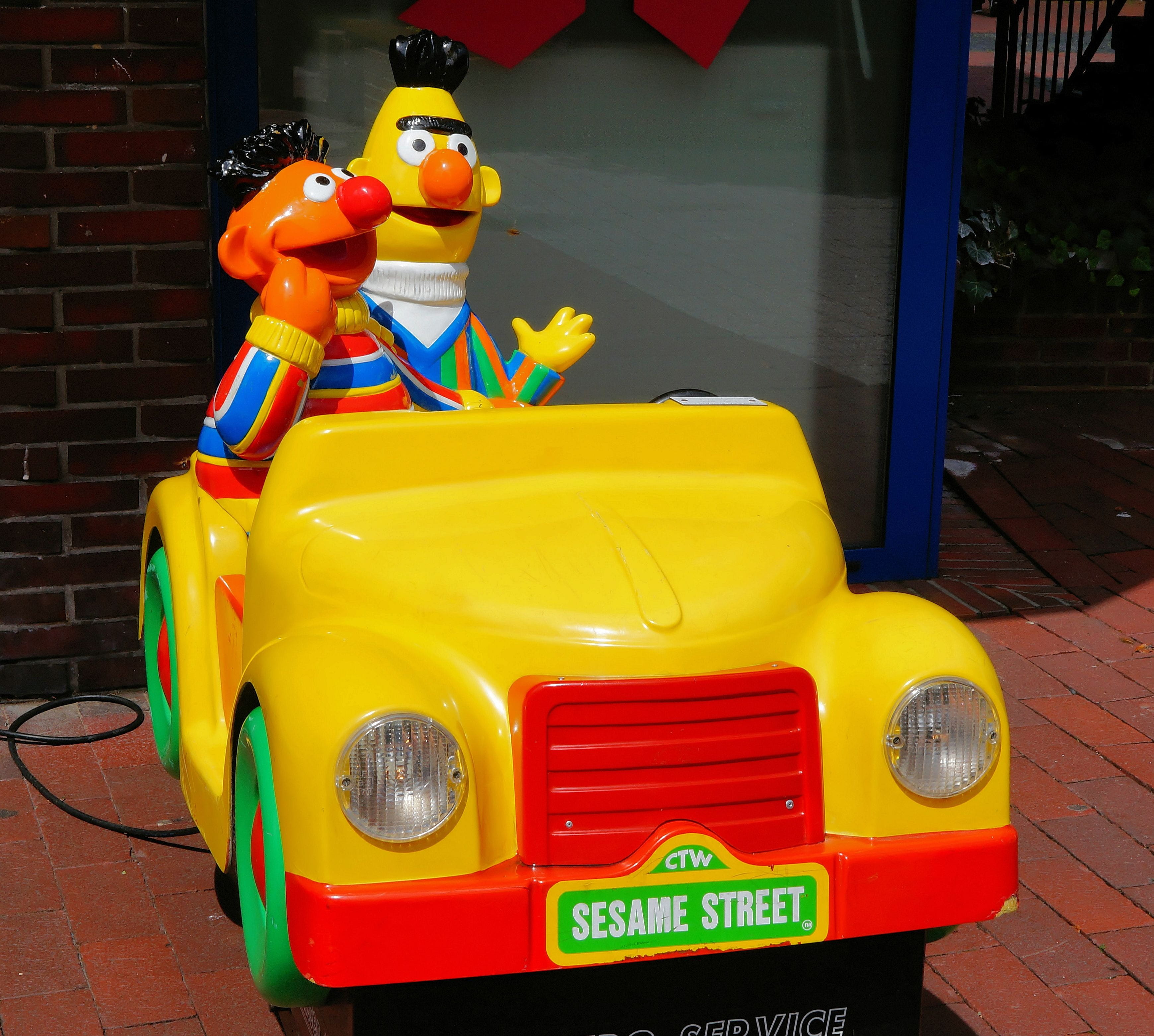 transportation, children, multi colored, no people, yellow, outdoors, toys, land vehicle, close-up, car, representation, bert, human representation, 2K, HD Wallpaper