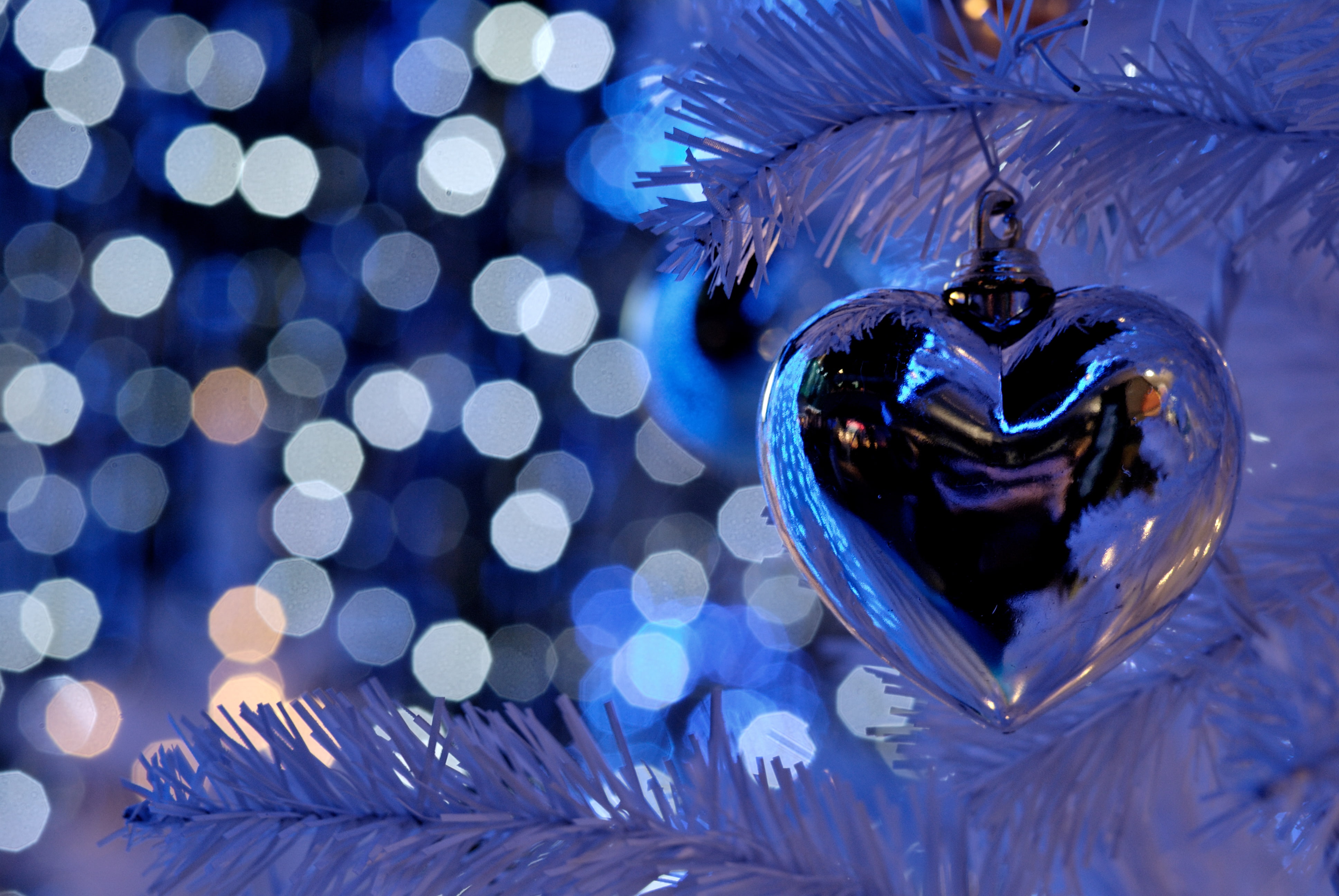 year, holidays, trees, toys, hearts, beautiful, 4K, new, bokeh, HD Wallpaper