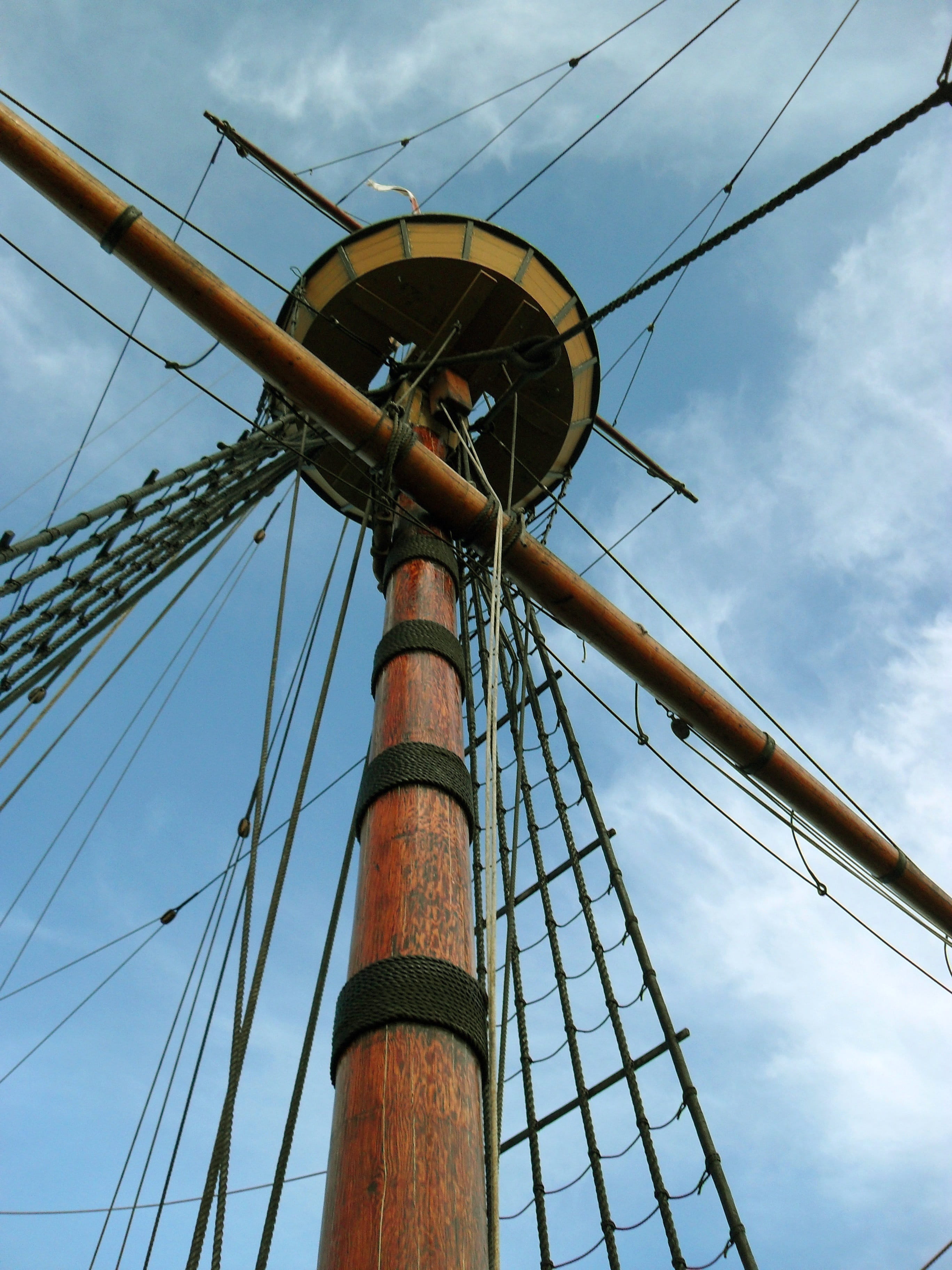 mast, low angle view, ship, amusement park, outdoors, sail, plymouth massachusetts, no people, architecture, mayflower, sailing, day, nautical vessel, built structure, Phone HD Wallpaper