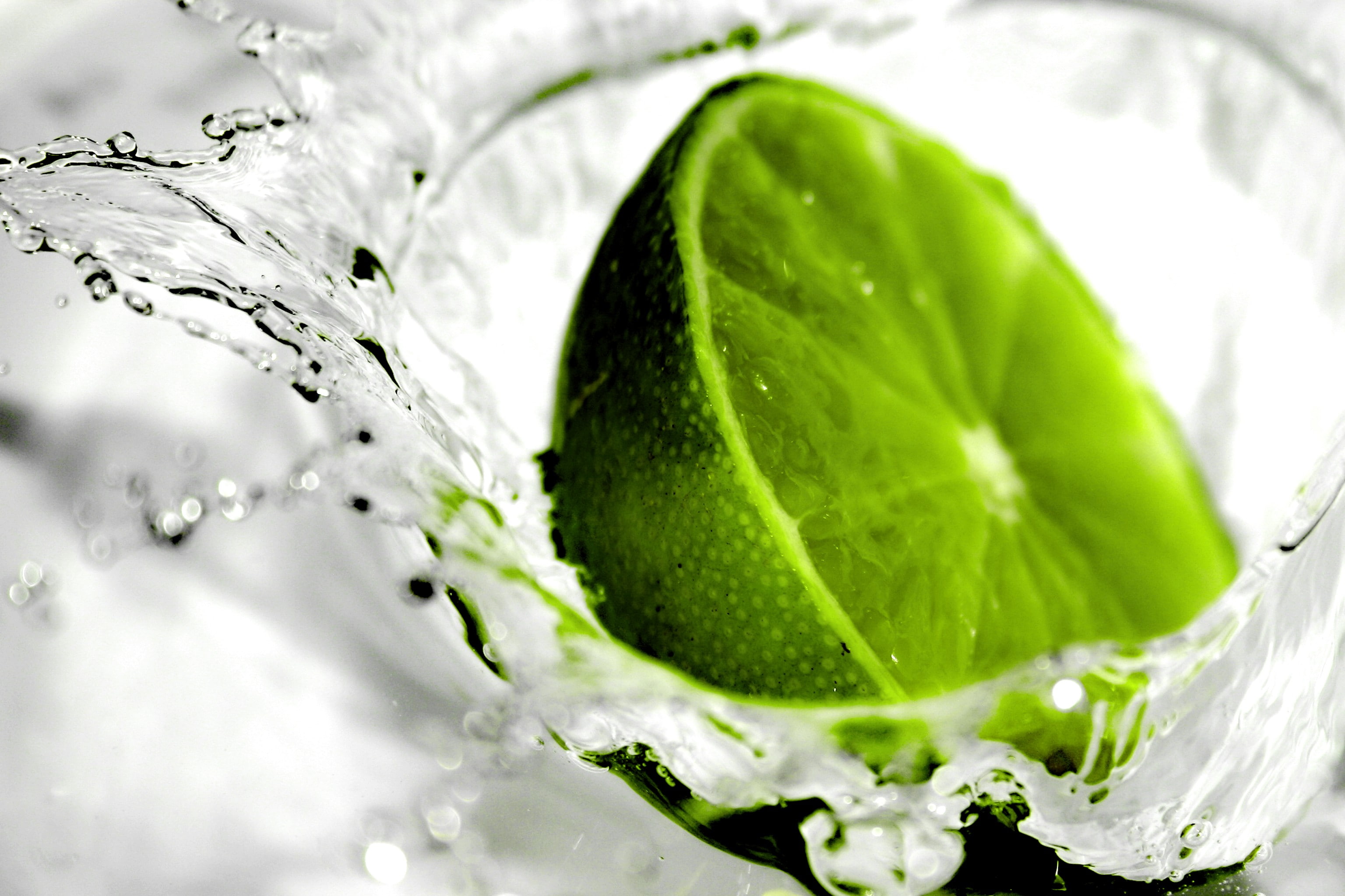 herb, freshness, food, purity, nature, glass, refreshment, water, food and drink, wellbeing, mint leaf - culinary, mojito, lime, no people, green color, HD Wallpaper