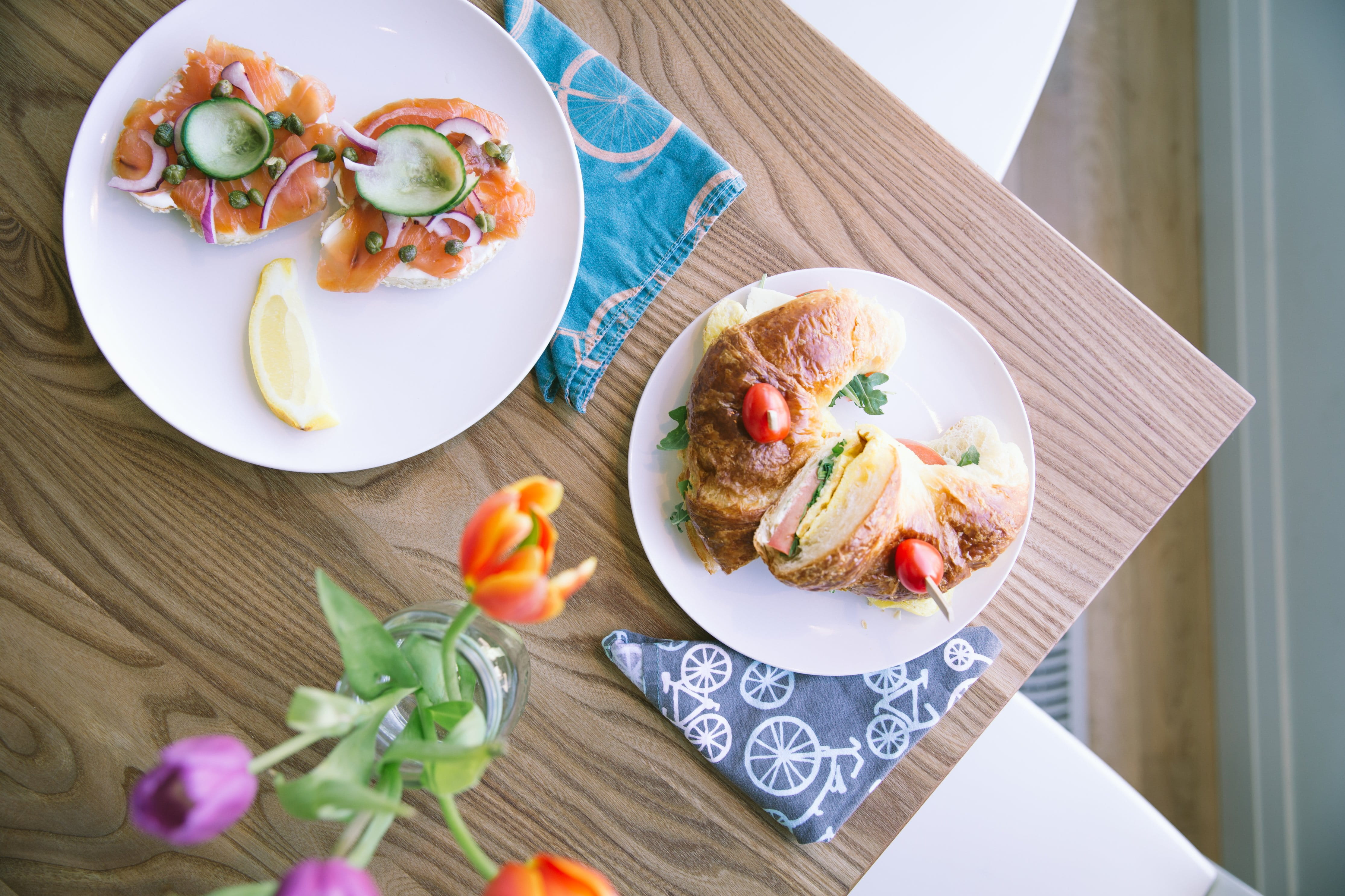 healthy eating, seafood, plate, Tulip, high angle view, day, herb, photo, ready-to-eat, freshness, 4K, meal, meat, Healthy Lifestyle, garnish, flower, HD Wallpaper
