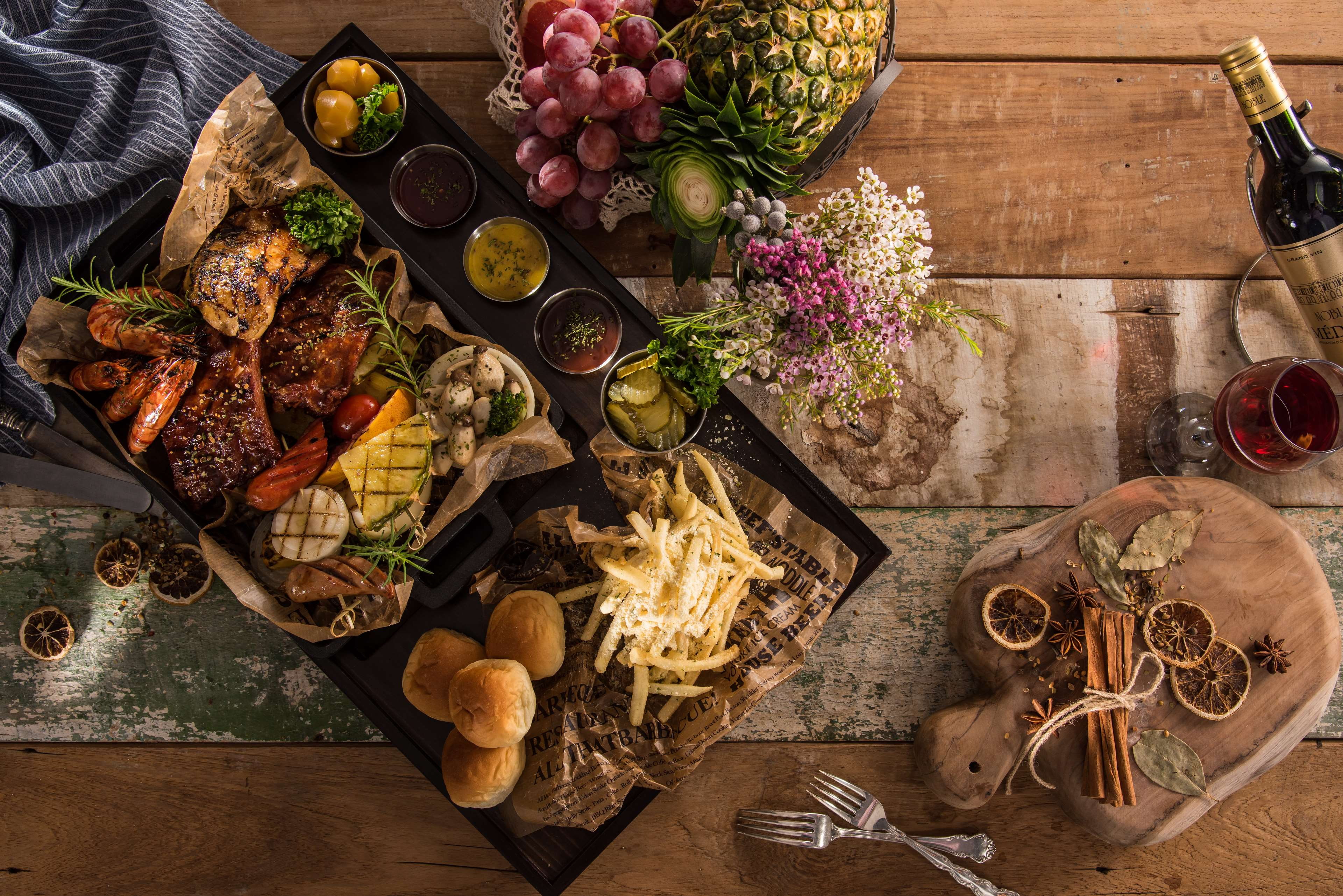 restaurant, eat, indoors, choice, directly above, healthy eating, high angle view, ready-to-eat, food and drink, variation, preparation, delicious food, HD Wallpaper
