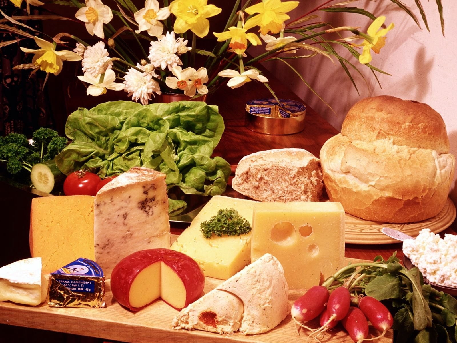 gourmet, indoors, dieting, baguette, freshness, delicious, bread, table, lunch, bun, eating, ham, vegetable, healthy Lifestyle, 720P, variation, organic, HD Wallpaper