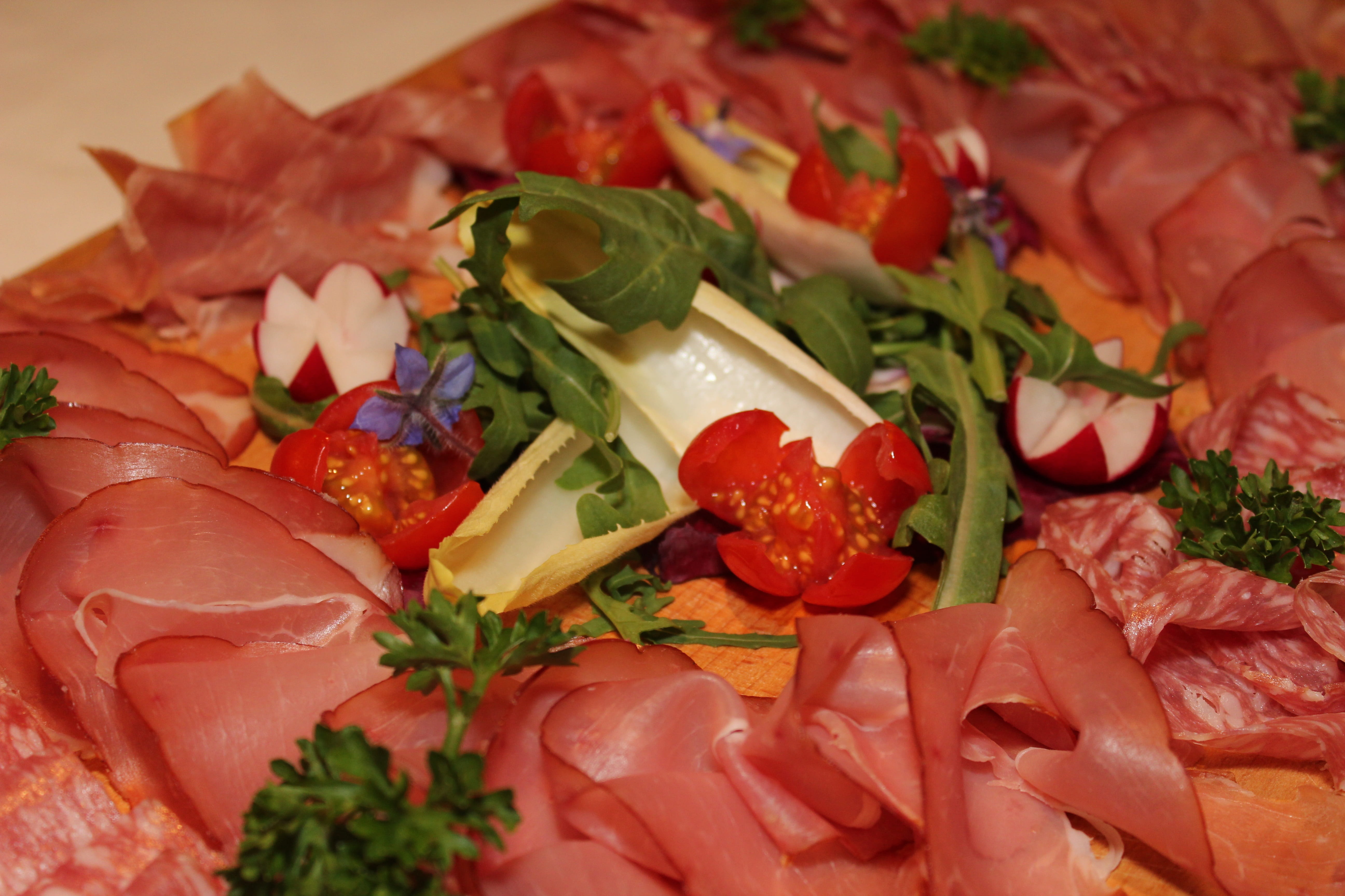 food, serving size, fruit, sausage locations, vegetable, discs, appetizing, ham, meat, boiled ham, wreak, high angle view, healthy eating, food and drink, HD Wallpaper