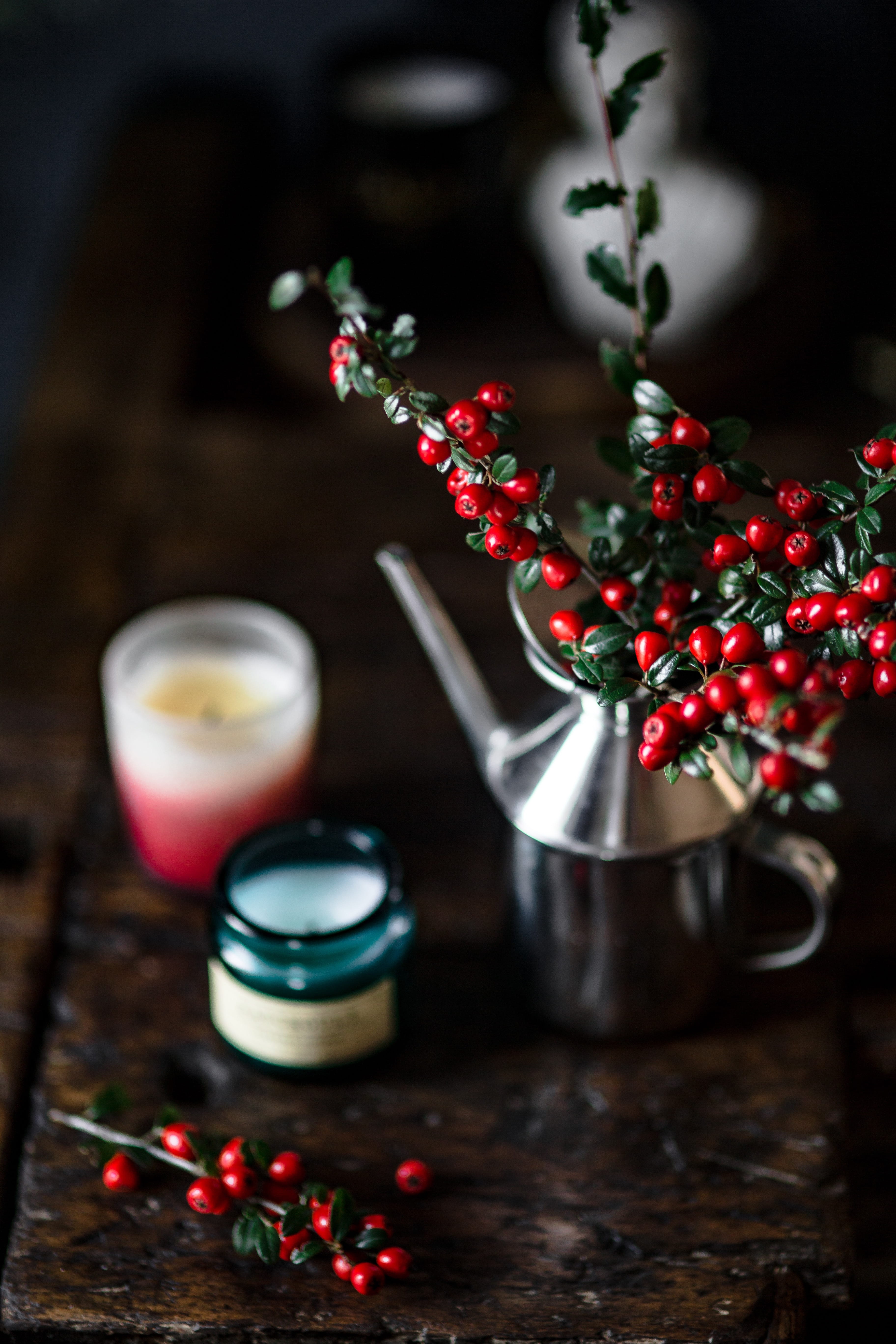 nature, plant, red, christmas, old wood, wooden desk, freshness, holly, fruit, christmas ornament, fresh coconut, holiday, christmas decoration, candles, Phone HD Wallpaper