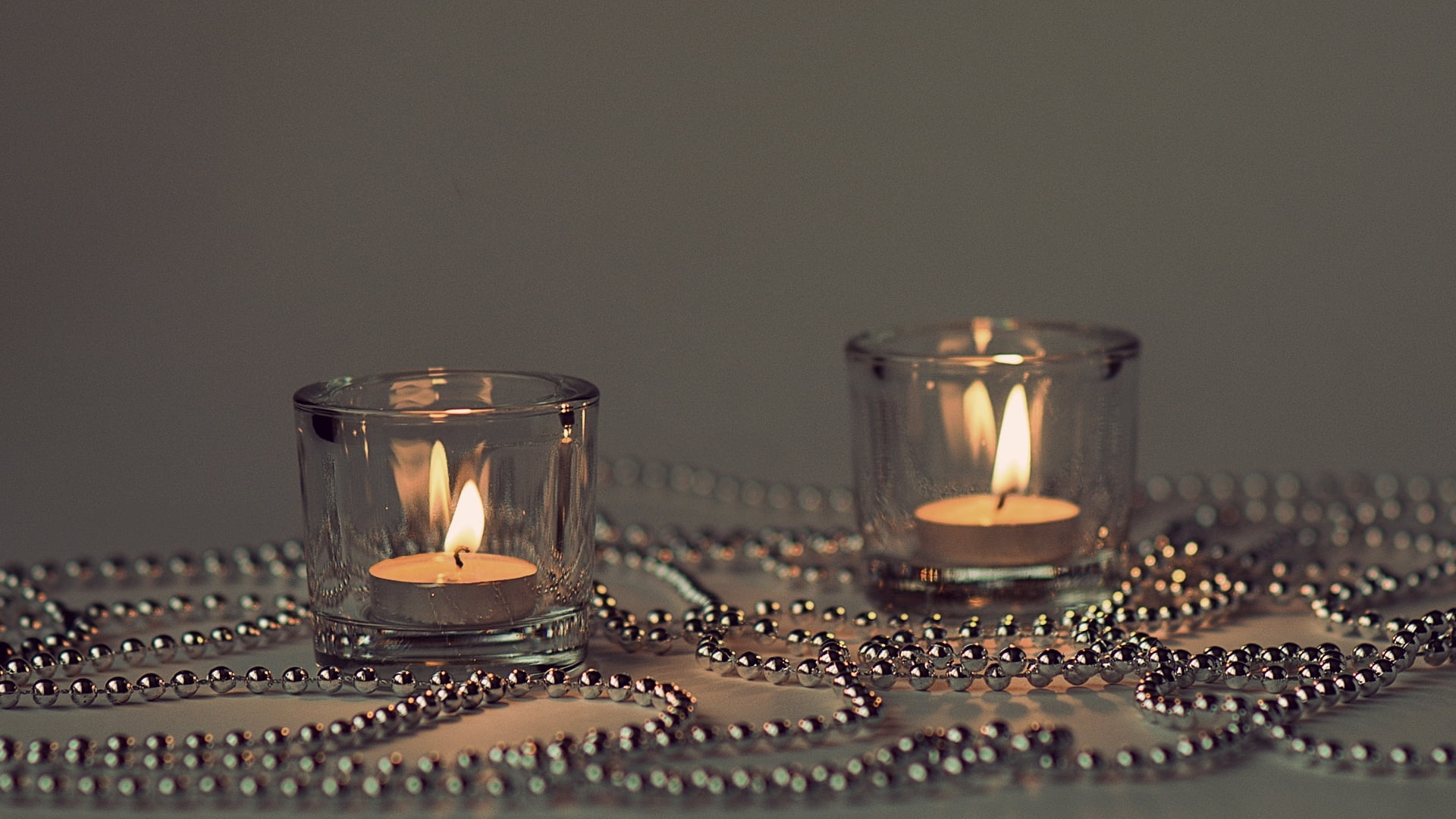 chain, studio shot, selective focus, 1080P, tea light, wax, celebration, spirituality, nature, religion, holders, large group of objects, candle holders, HD Wallpaper