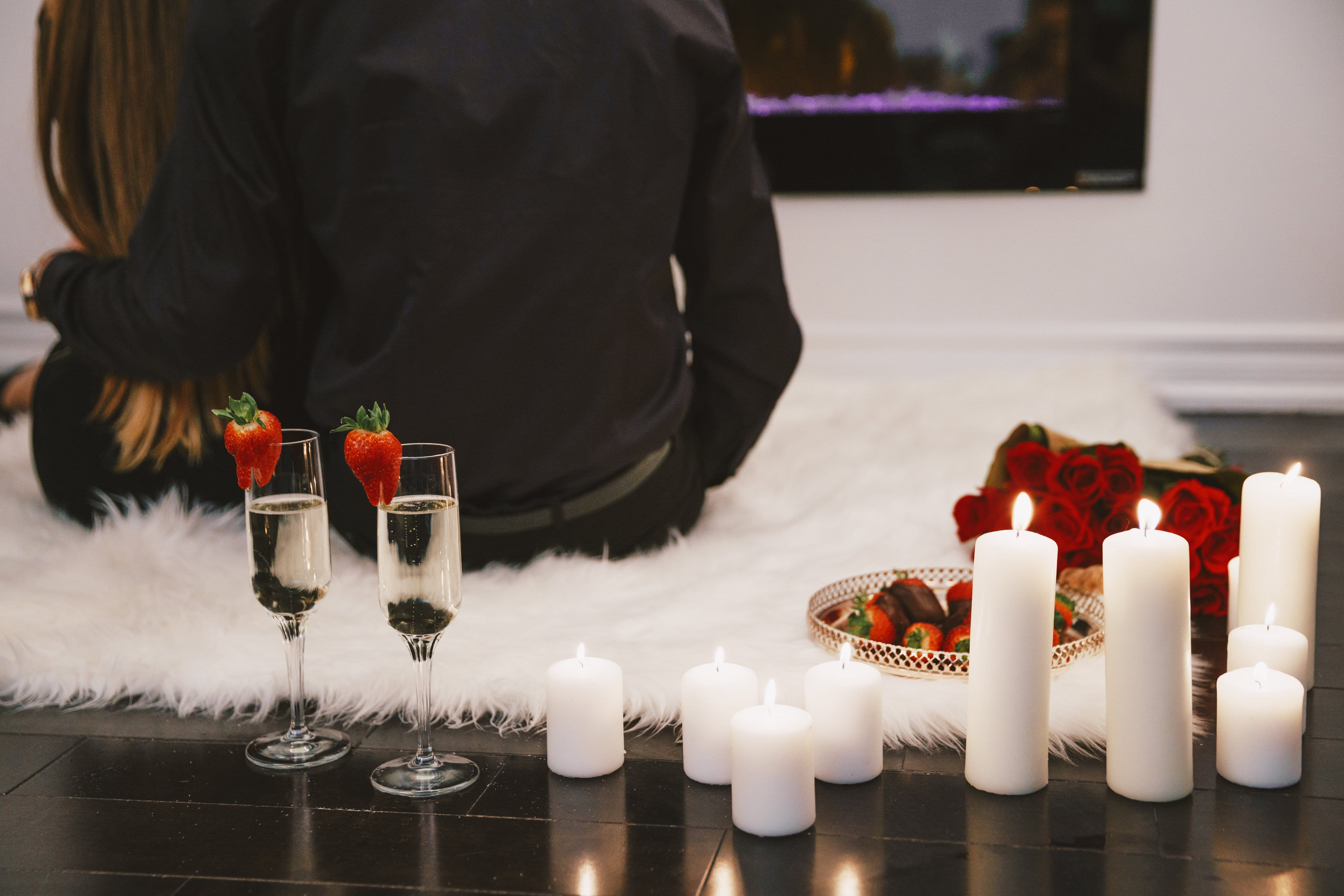 4K, fire - natural phenomenon, Candle, decoration, Love, lifestyles, midsection, one person, food and drink, event, table, flame, burning, food, date, HD Wallpaper