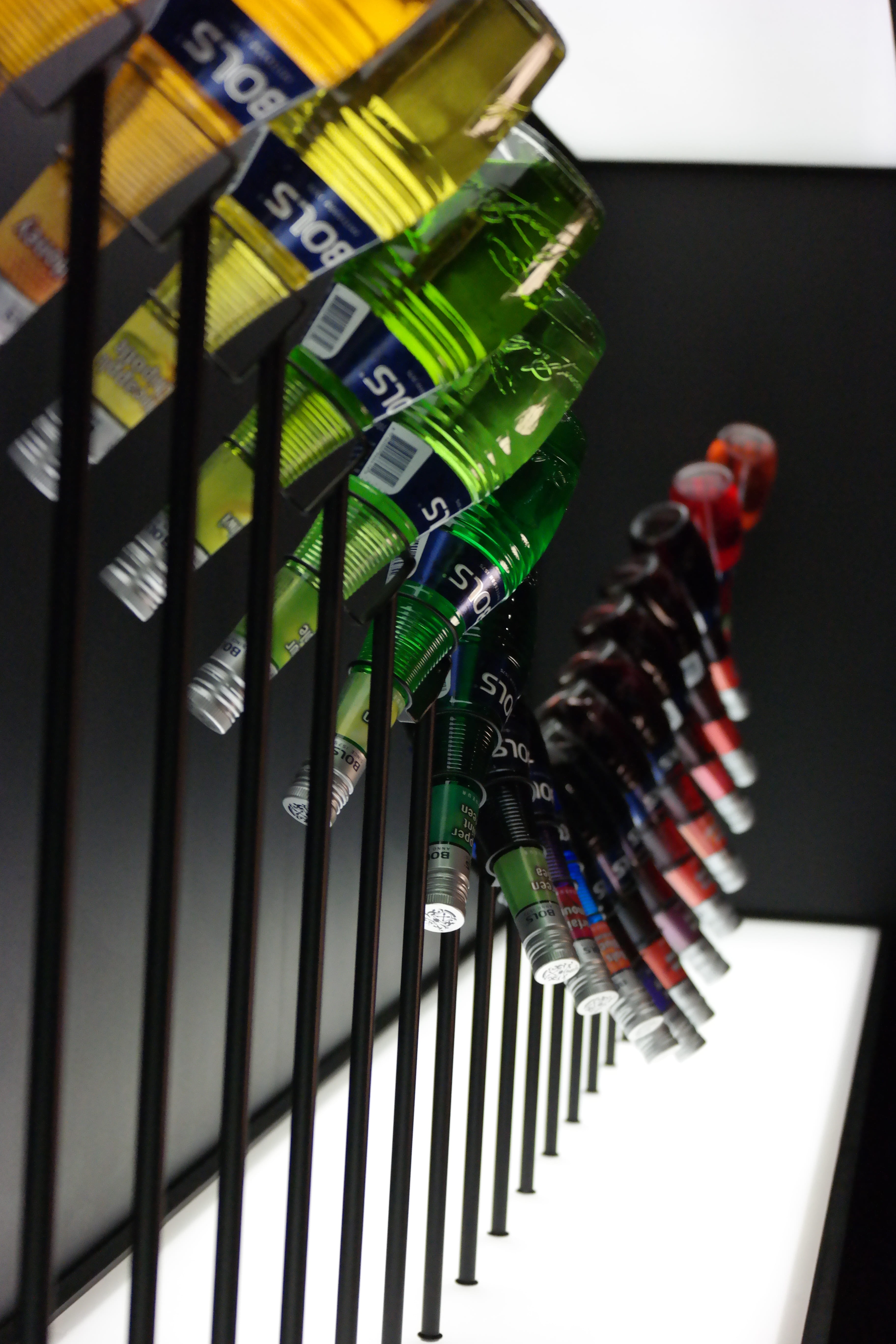 drink, business, beverages, bols, order, cocktails, large group of objects, choice, collection, multi colored, no people, piano key, alcohol, close-up, Phone HD Wallpaper