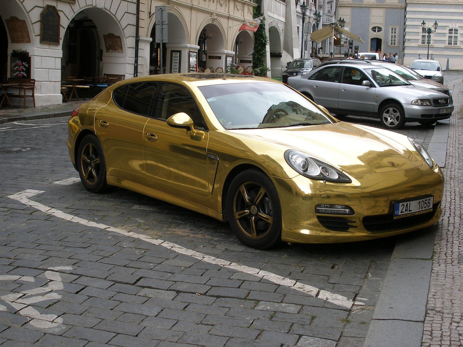car, curiosity, gold, 720P, prague, HD Wallpaper
