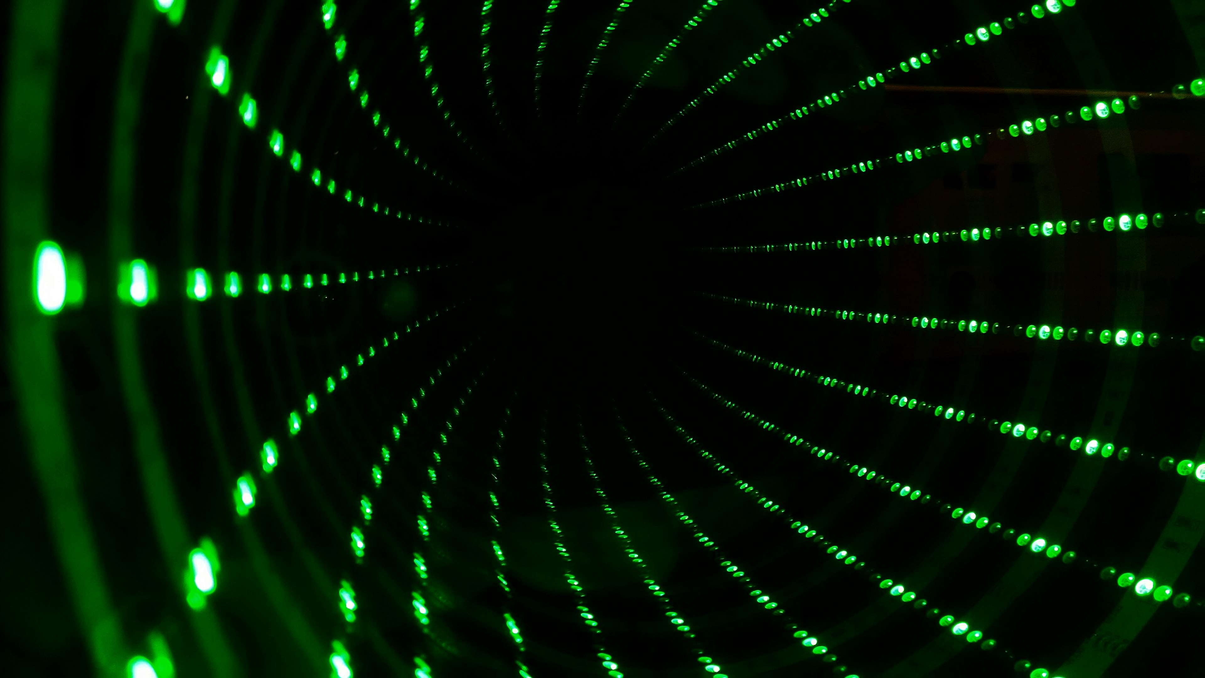 creativity, lighting equipment, nightlife, shape, green, motion, light - natural phenomenon, illuminated, 4K, full frame, theatre, technology, bright, HD Wallpaper