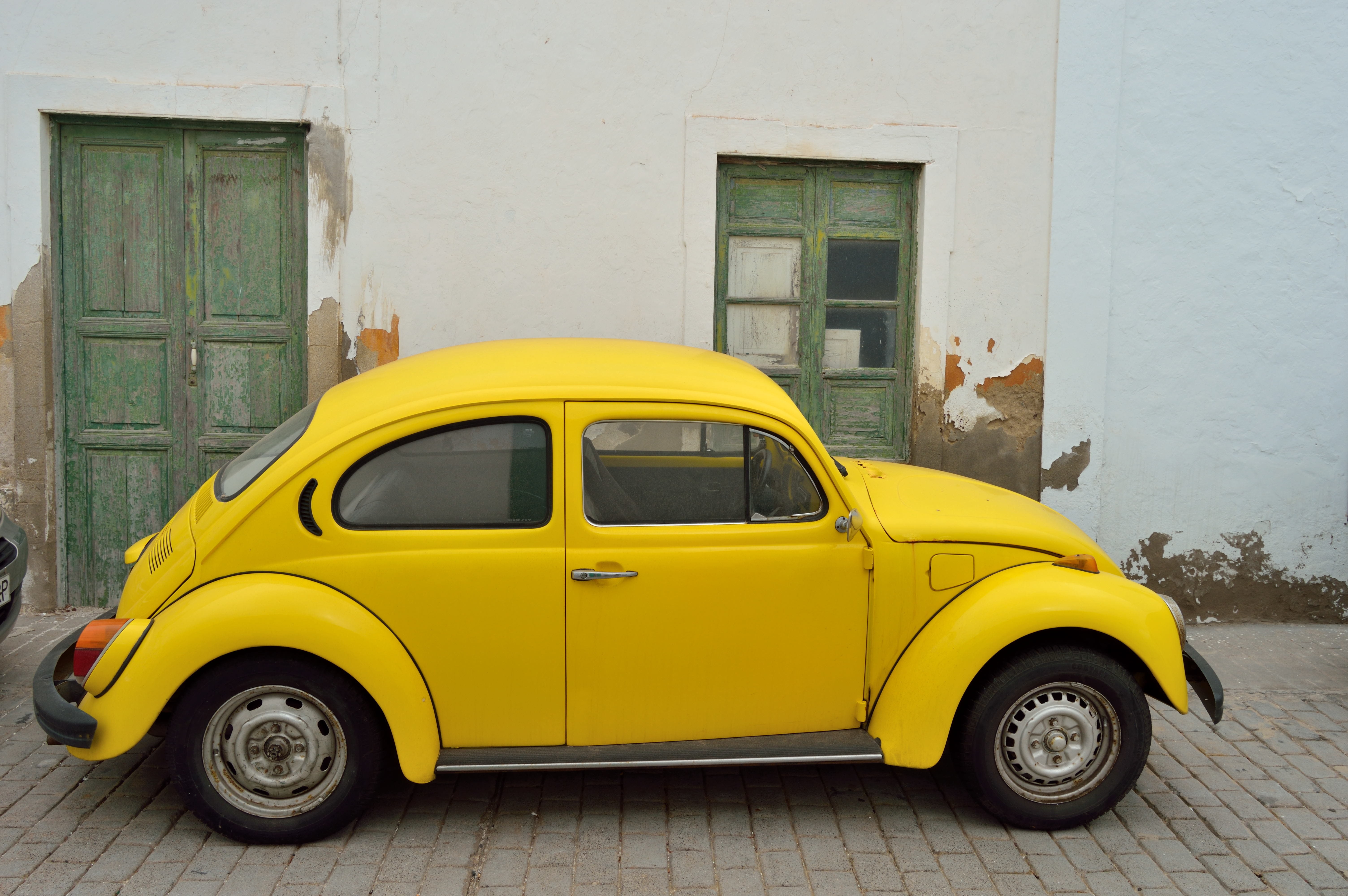 built structure, building, day, yellow taxi, teguise, stationary, Lanzarote, motor vehicle, side view, Canary Islands, architecture, no people, taxi, land vehicle, HD Wallpaper
