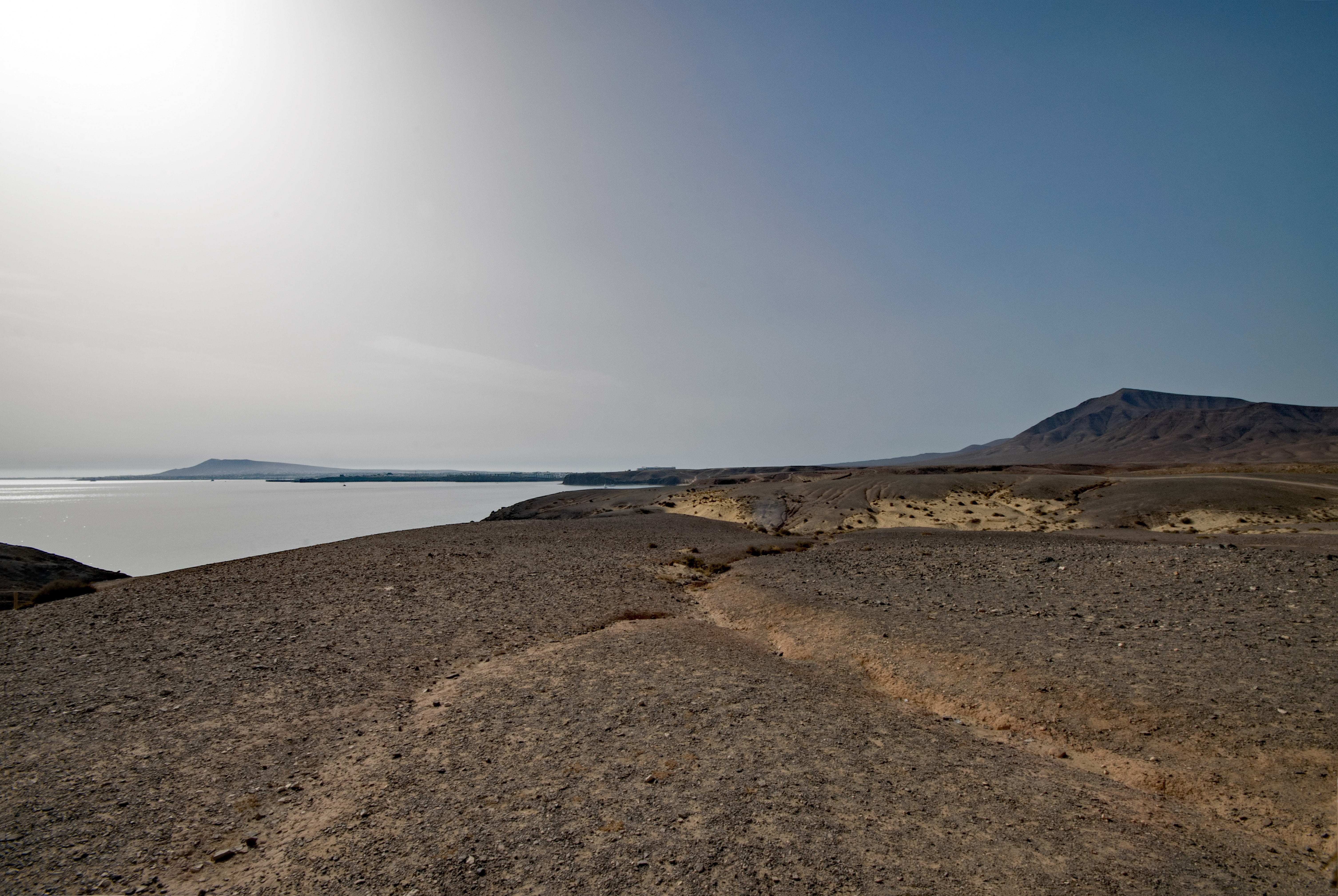 volcano, horizon, sea, 5K, no people, climate, land, non-urban scene, water, tranquil scene, beach, costa del papagayo, mountain, africa, nature, travel destinations, HD Wallpaper