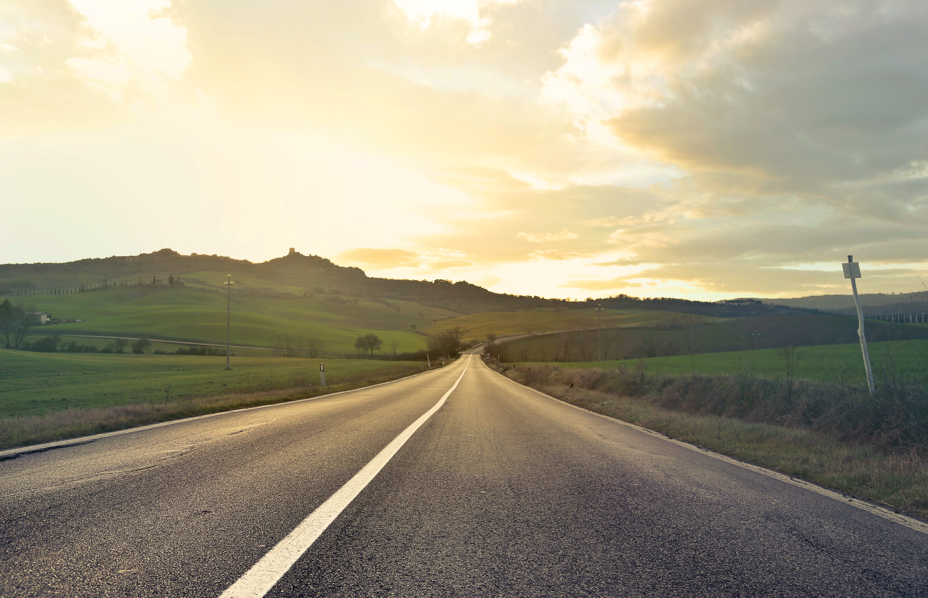 tranquil scene, rumble strip, meadow, agricultural land, field, beauty in nature, empty, street, cloudy, transportation, no people, sky, countryside, tuscany, HD Wallpaper