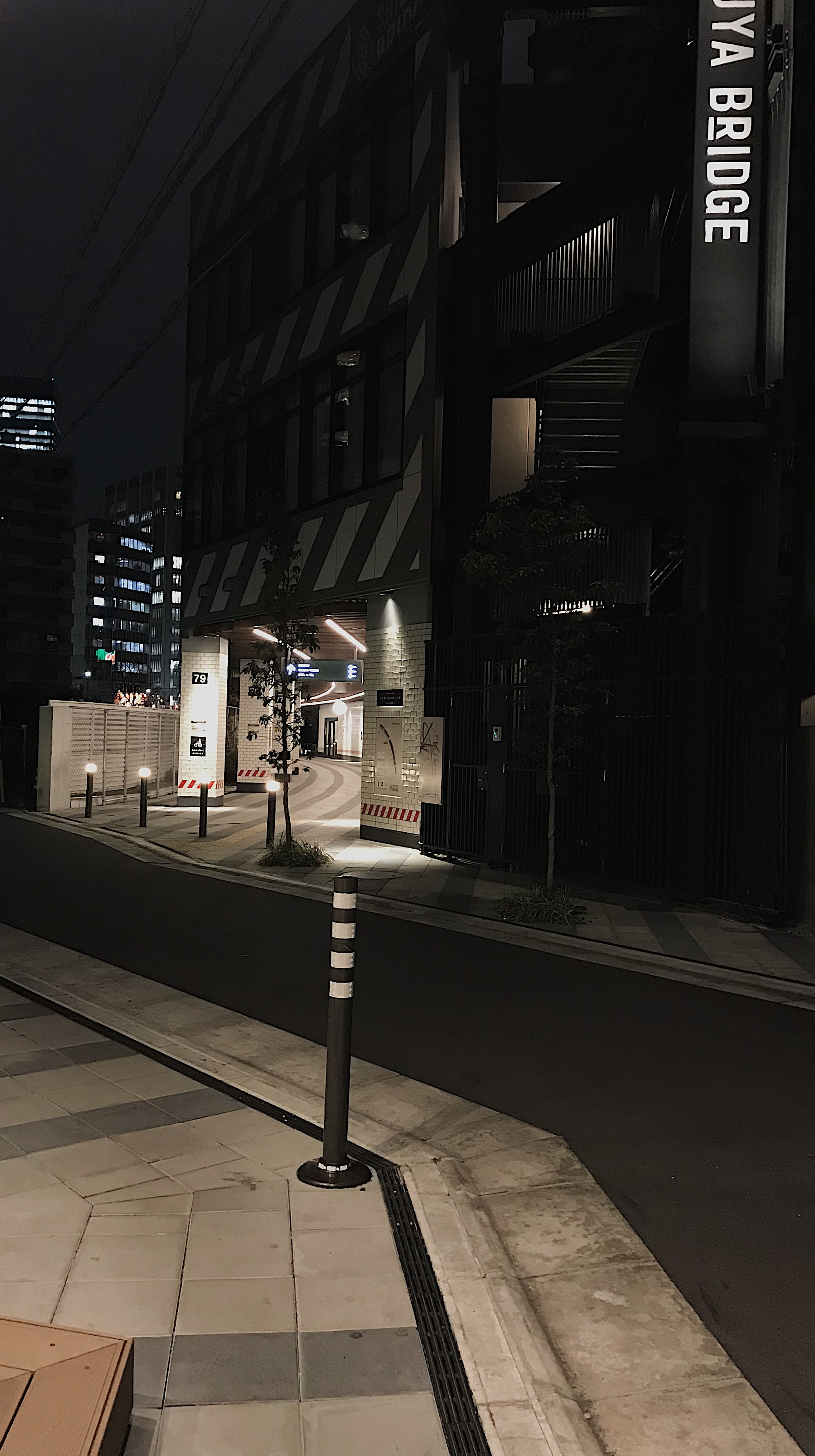 no people, pedestrian, architectural column, intersection, shibuya city, town, glass - material, outdoors, built structure, 1-chōme-28-11 higashi, asphalt, Phone HD Wallpaper