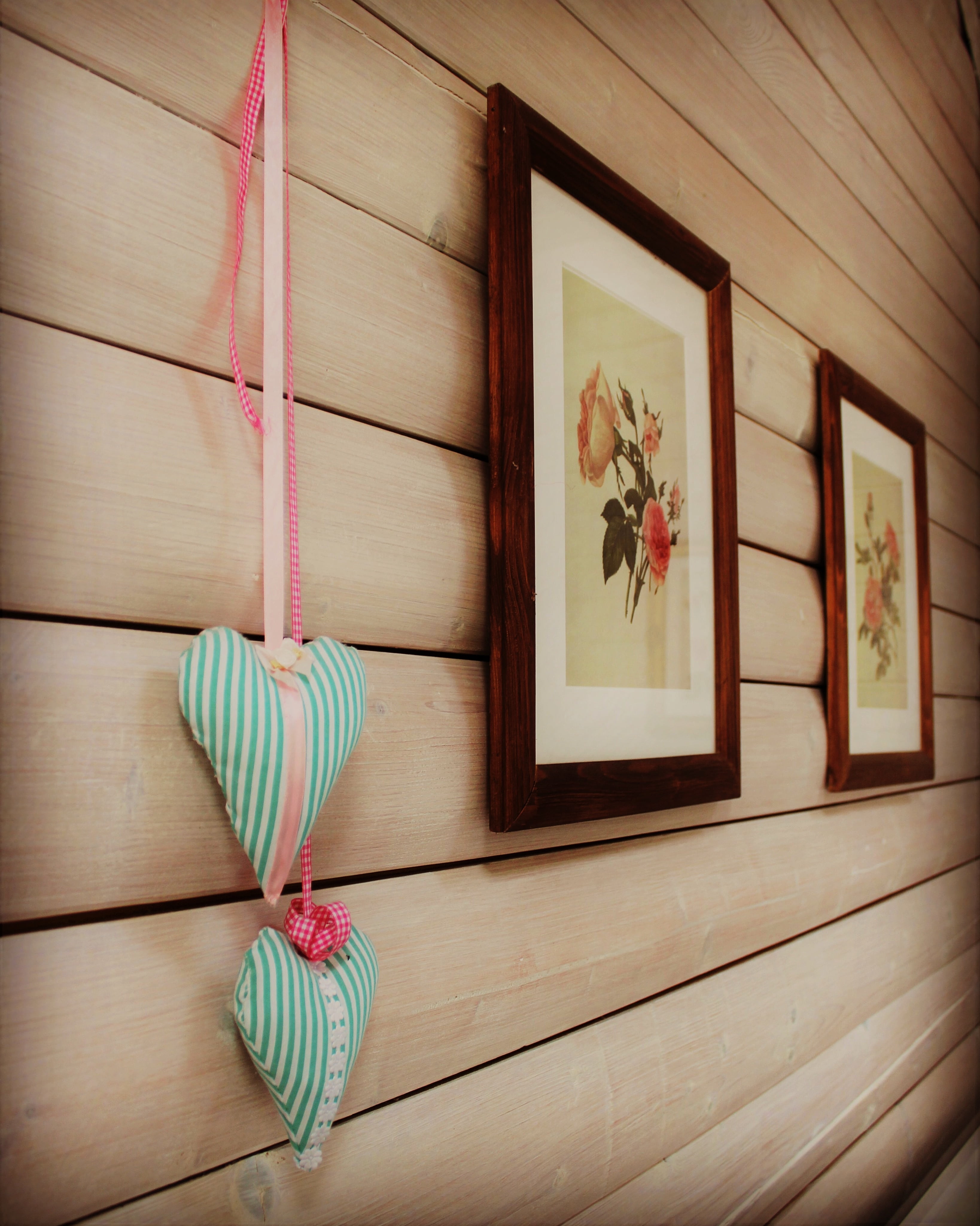 heart, atrium hotel, pink color, wall - building feature, frame, wood - material, rose, green color, indoors, pattern, idyll, 4K, creativity, day, still life, Phone HD Wallpaper