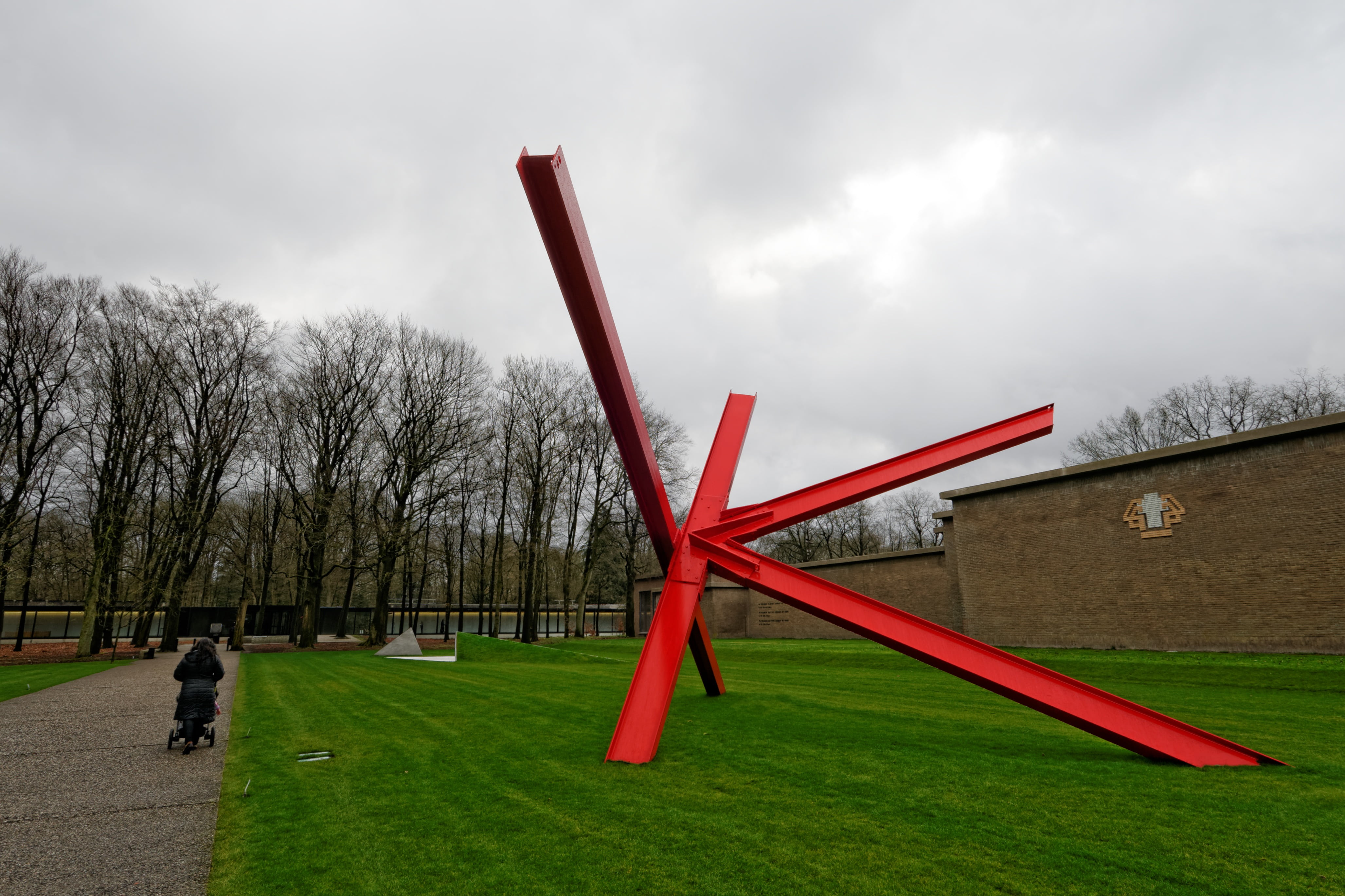 modern, cloud - sky, kröller-müller, park, grass, museum, red, people, built structure, tree, nature, art, day, overcast, netherlands, holland, building, HD Wallpaper