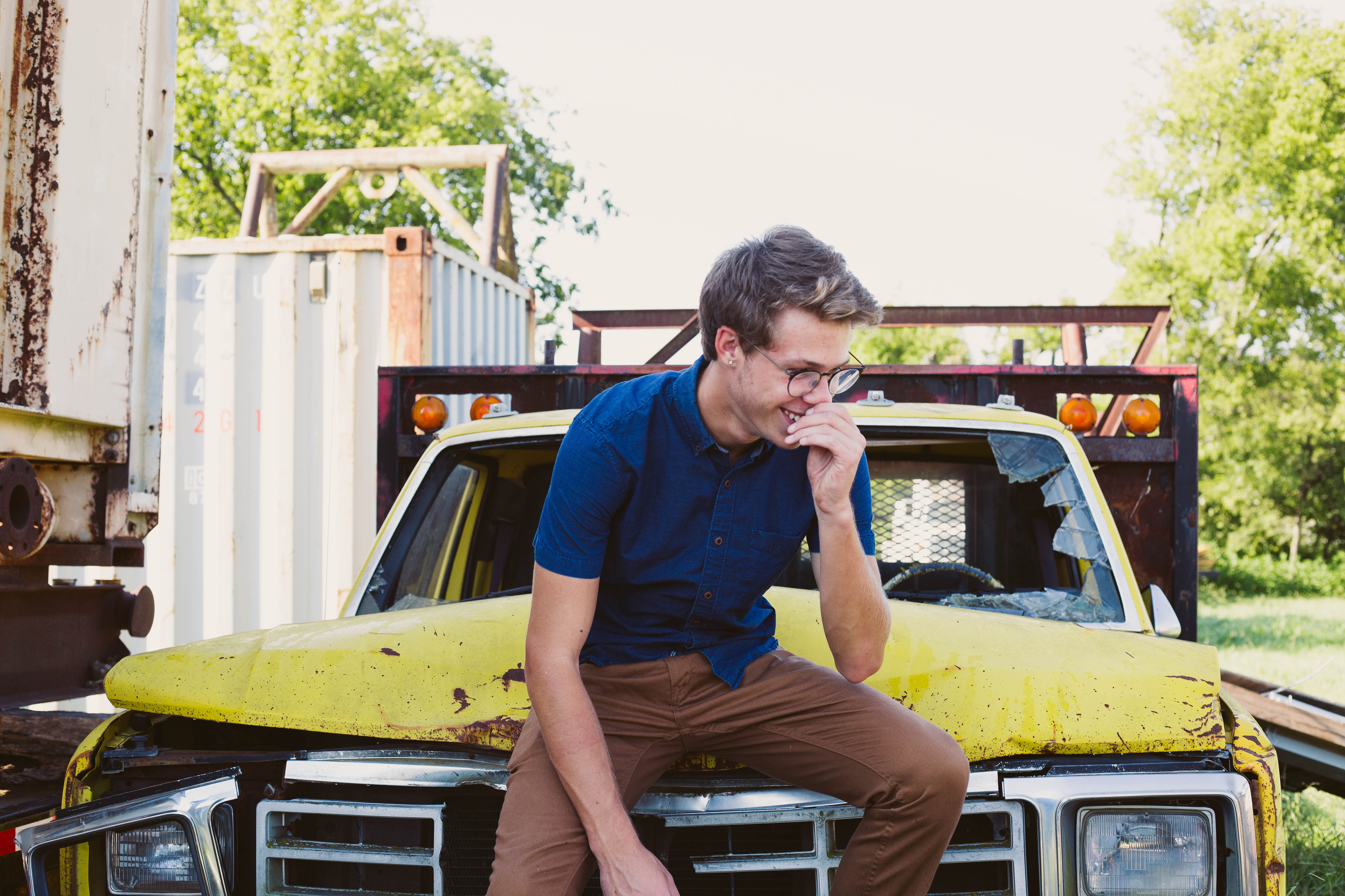 looking, sitting, adult, mode of transportation, day, outdoors, james dean, males, one person, united states, three quarter length, transportation, casual clothing, HD Wallpaper