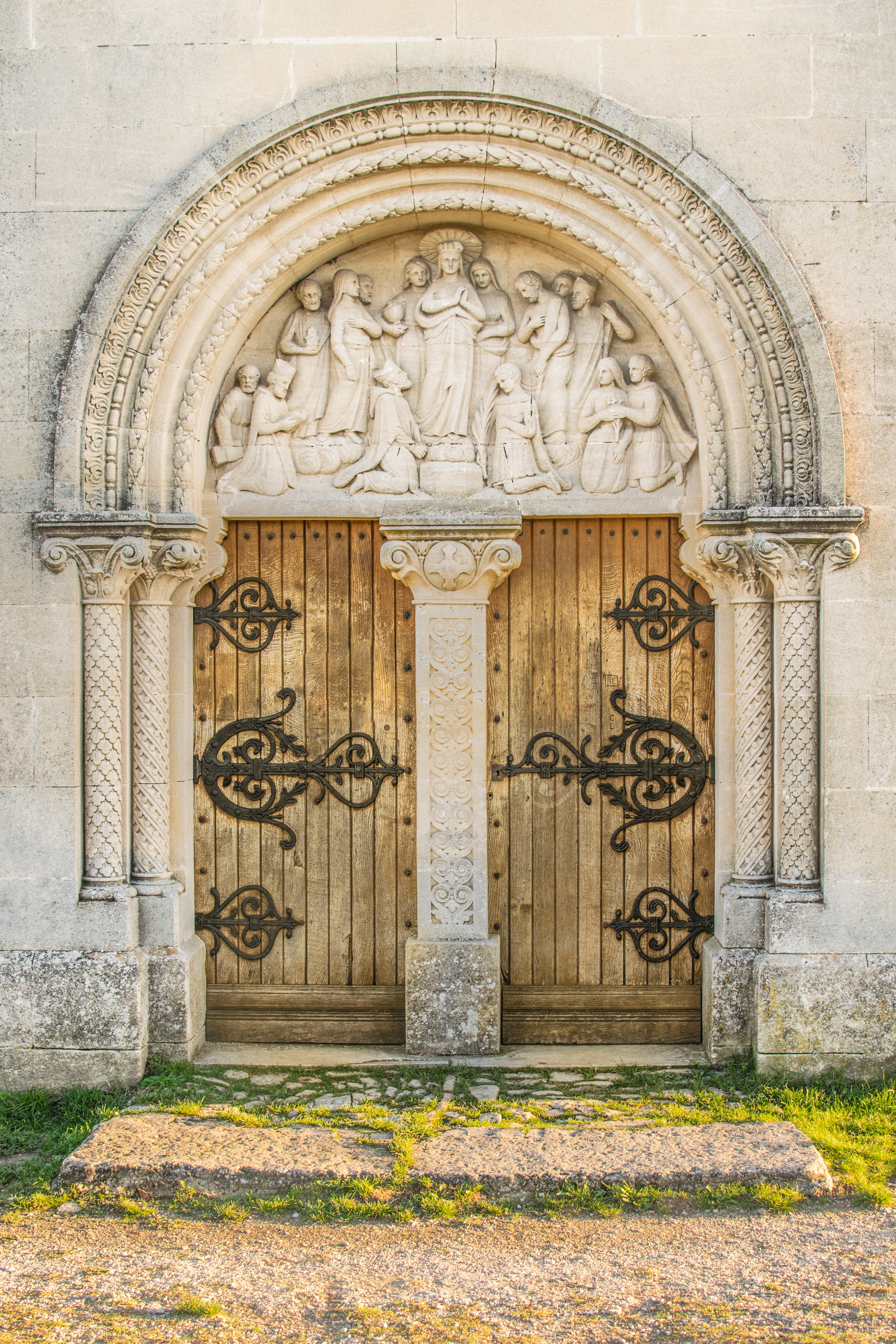 no people, gate, iron, day, ornate, built structure, creativity, history, the past, outdoors, human representation, 5K, france, representation, brown, Phone HD Wallpaper