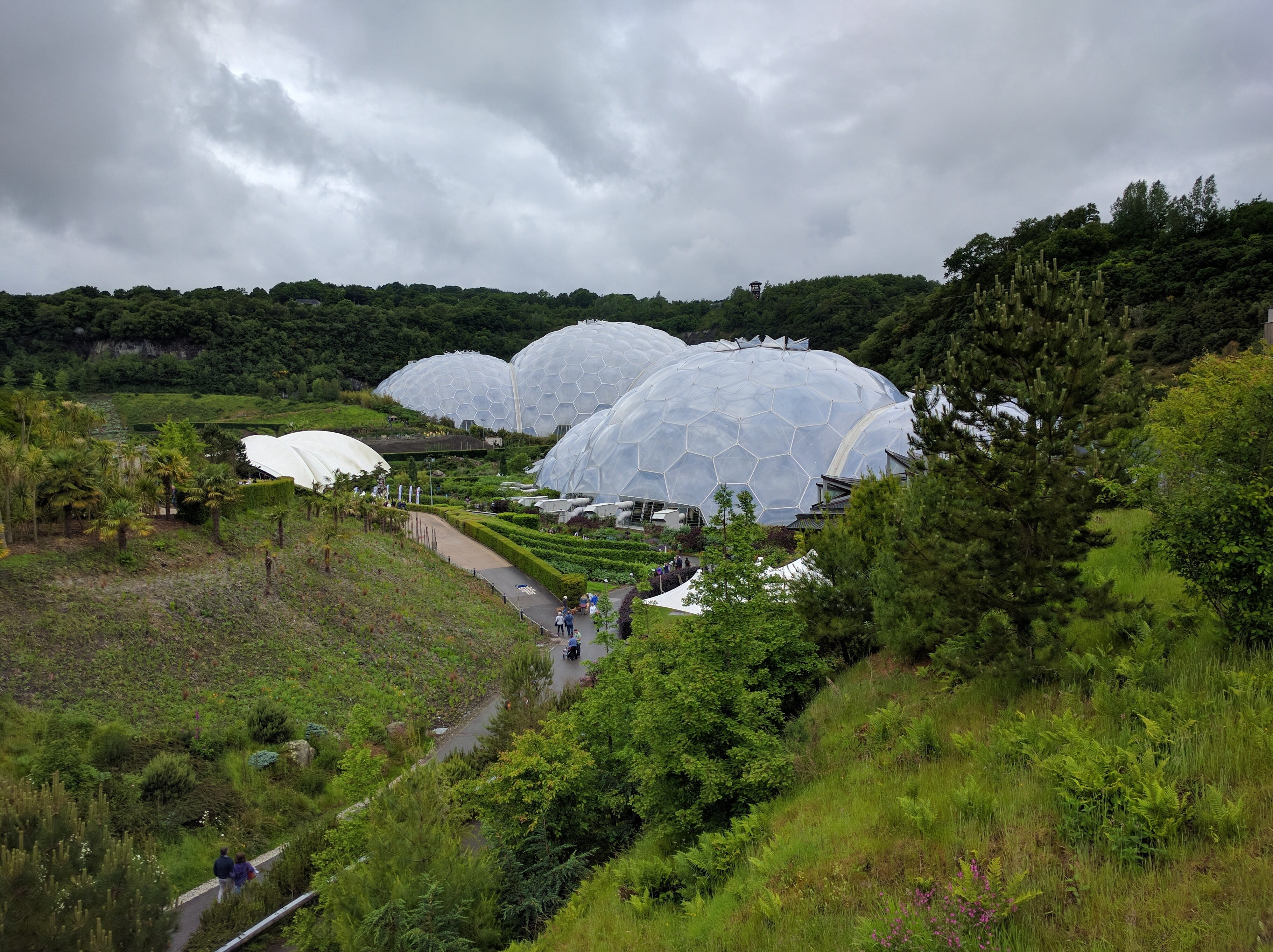 greenhouse, tree, architecture, environment, structure, scenics - nature, 4K, travel, project, nature, Cornwall, green color, ecology, plant, mountain, HD Wallpaper
