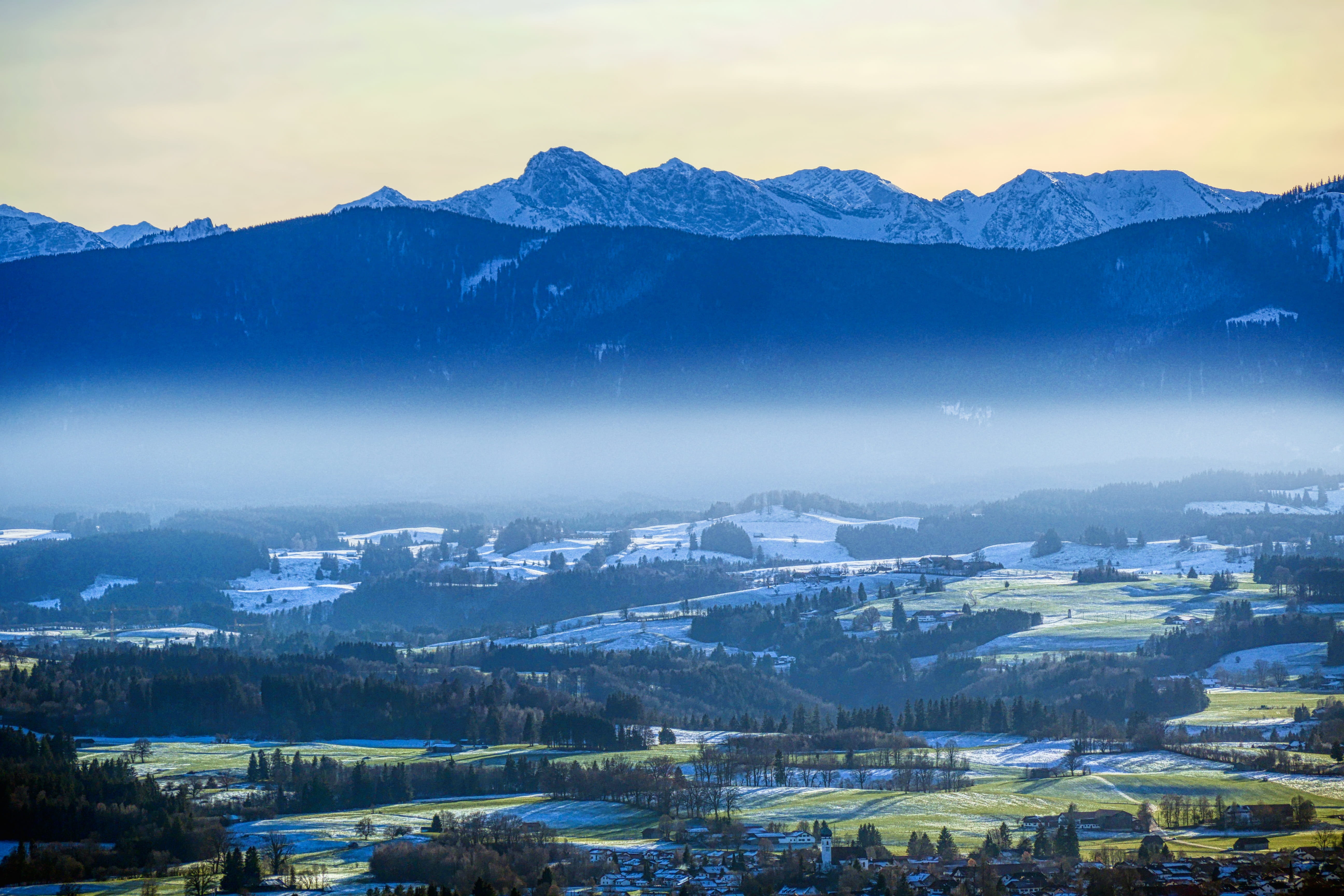 fog, mountain, scenics - nature, building, tree, cityscape, city, alpine, snow, summit, plant, abendstimmung, tranquil scene, landscape, architecture, beauty in nature, HD Wallpaper
